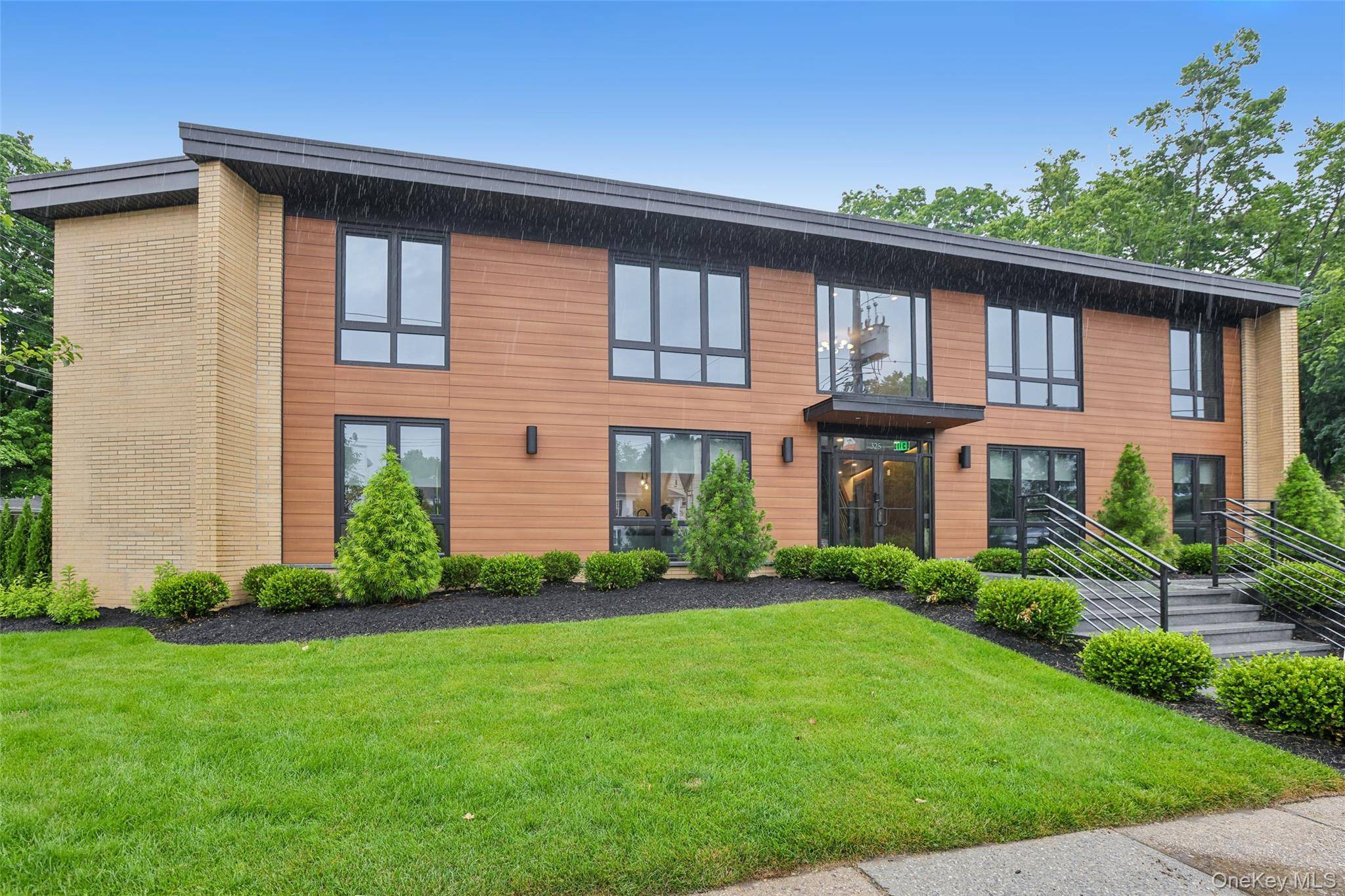 325 Manville RD #102, Pleasantville, NY 10570