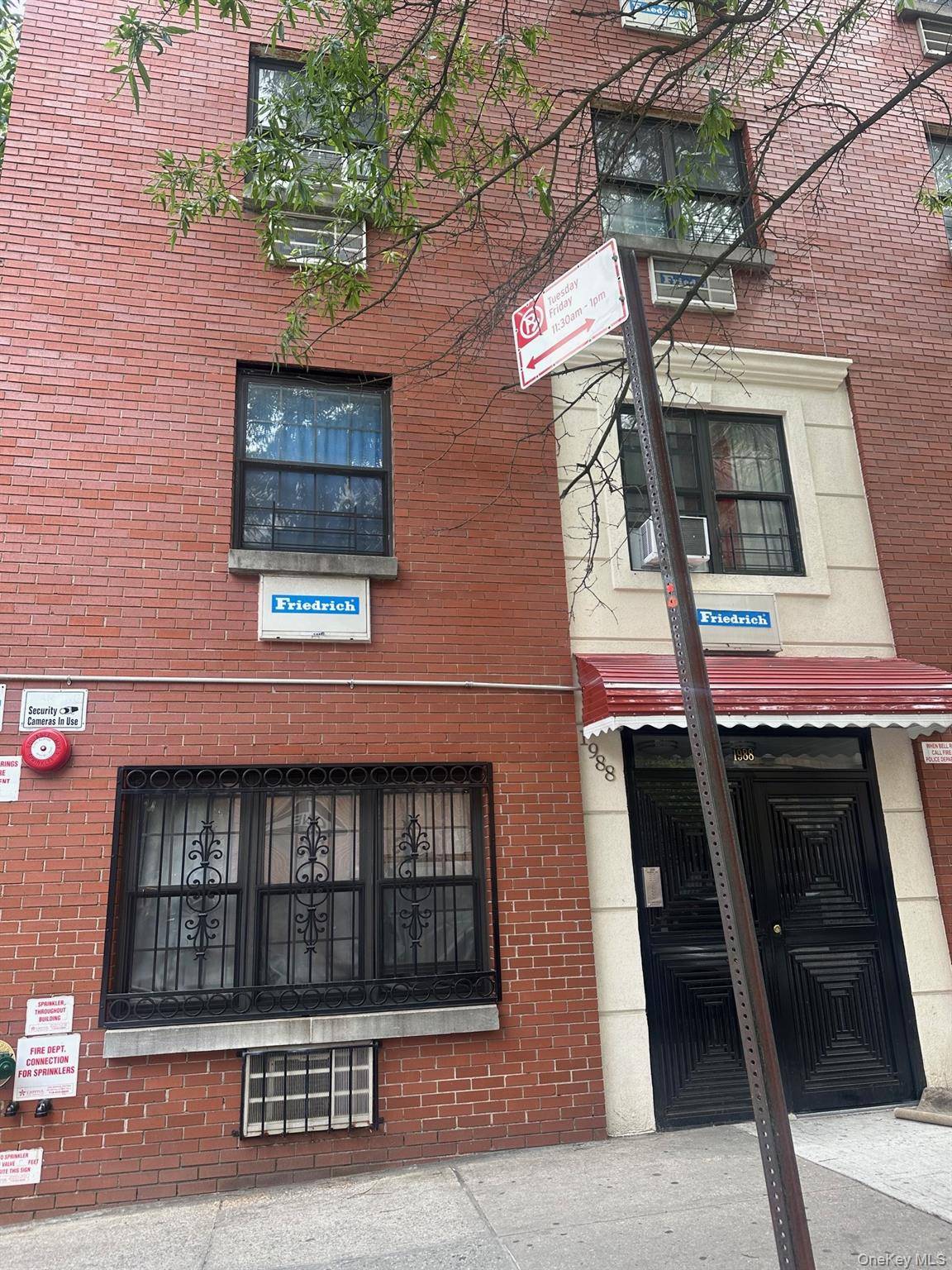 1988 Marmion AVE, Bronx, NY 10460