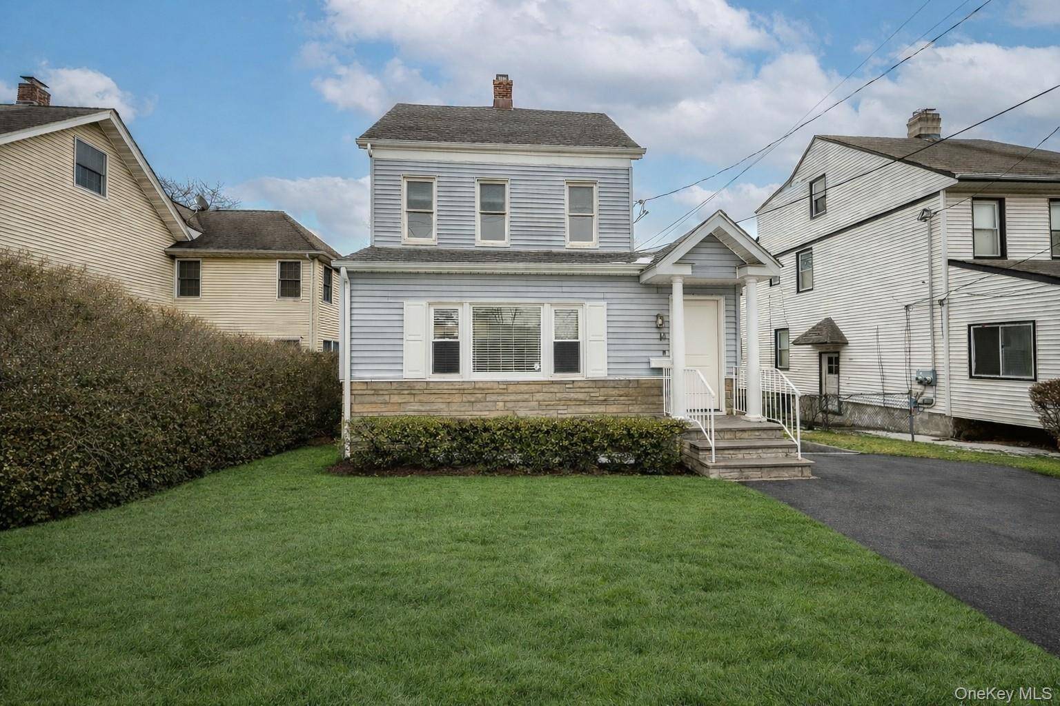 14 Deane PL, Larchmont, NY 10538