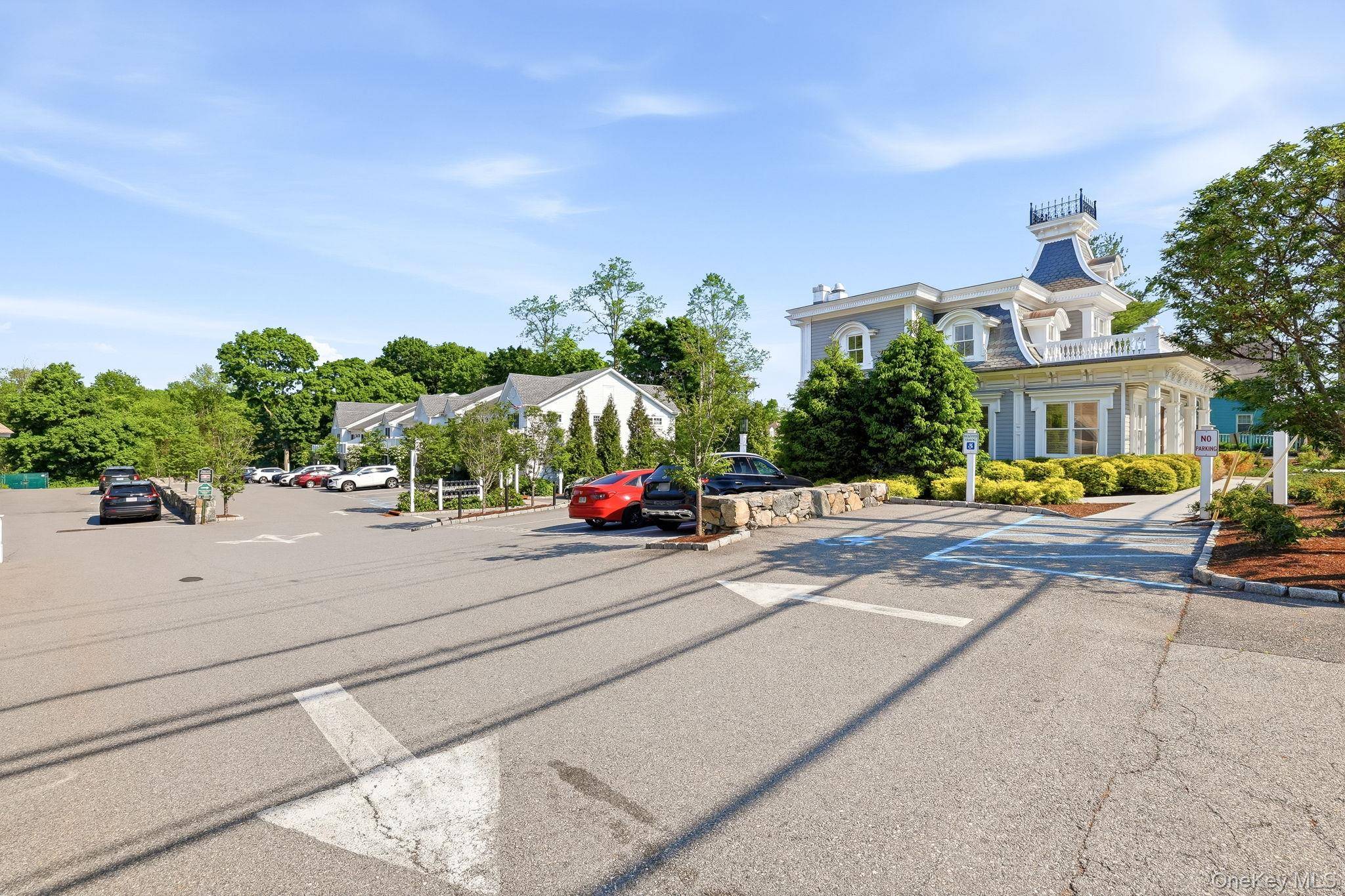 470 Main ST #Building #17, Armonk, NY 10504