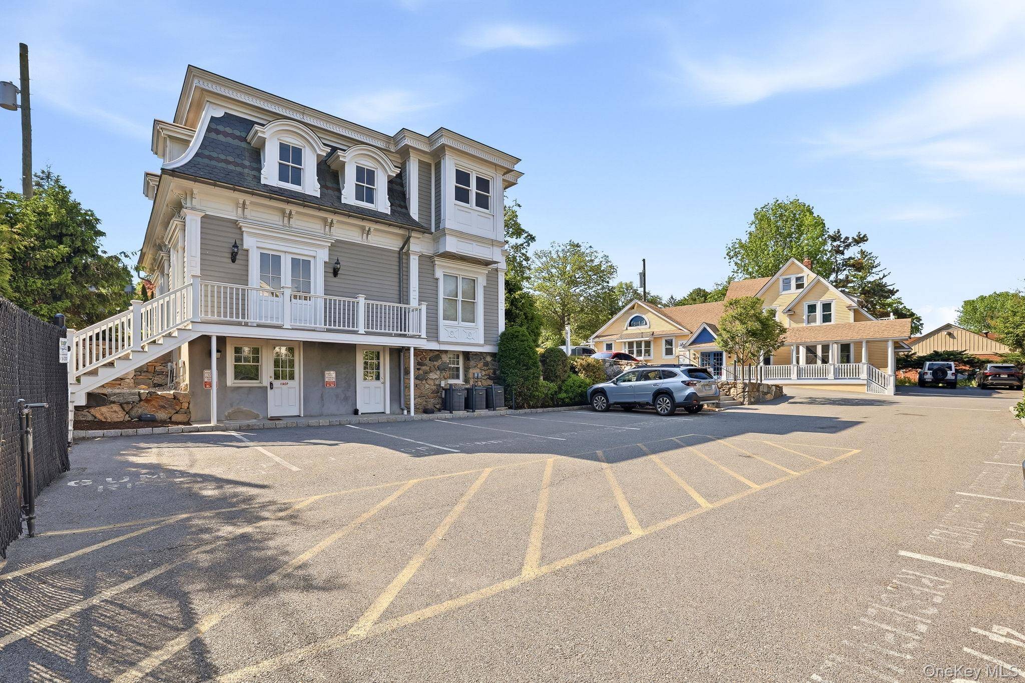 470 Main ST #Building #17, Armonk, NY 10504