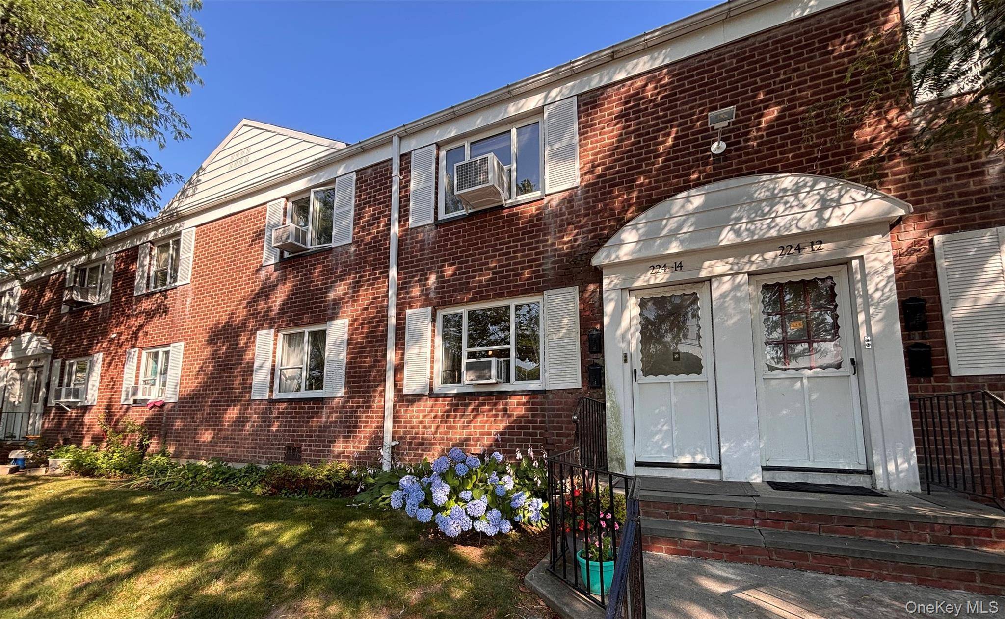 224-14 Hillside AVE #Apt 39-7, Queens Village, NY 11427