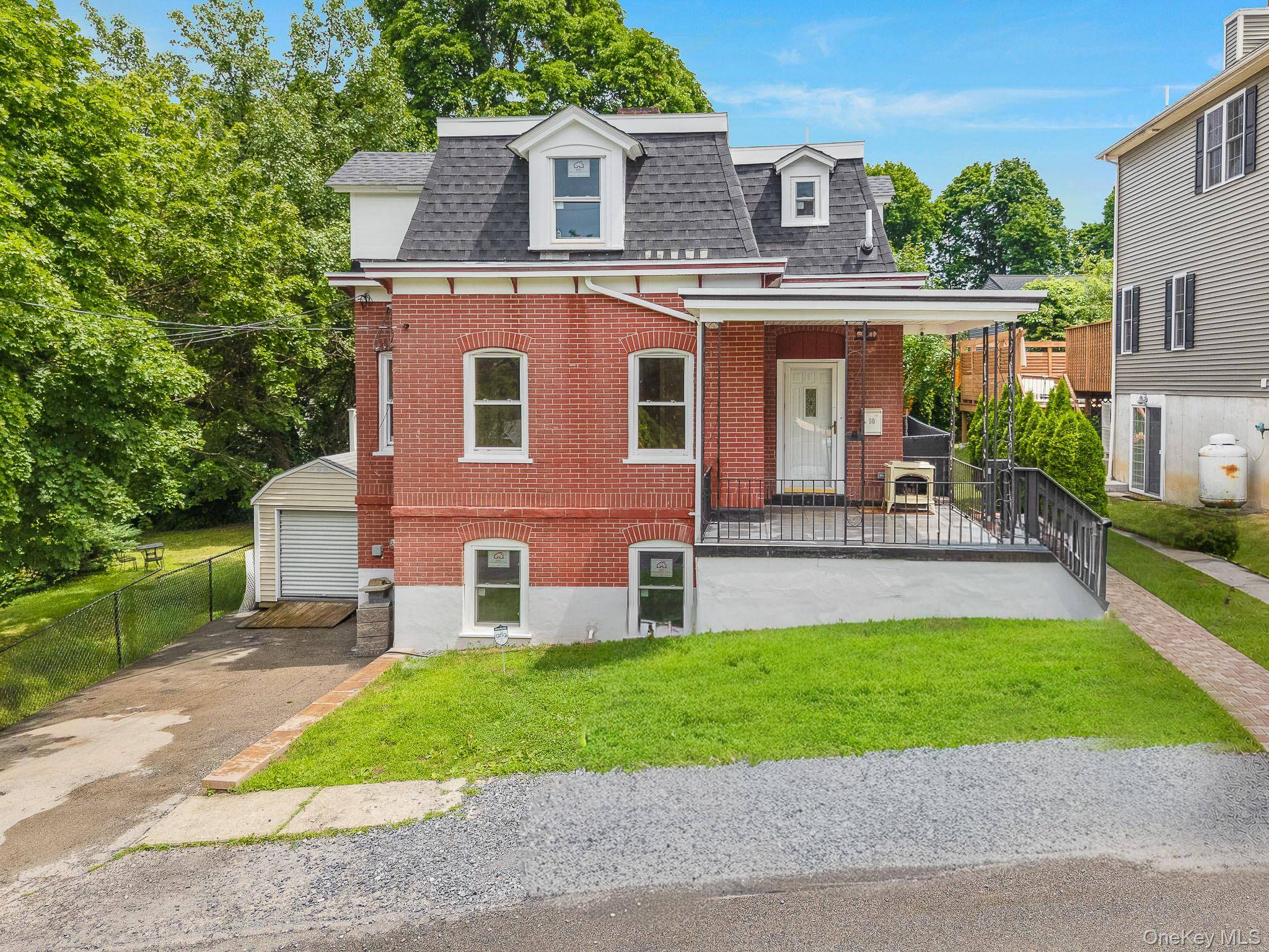 10 Robinson ST, Beacon, NY 12508
