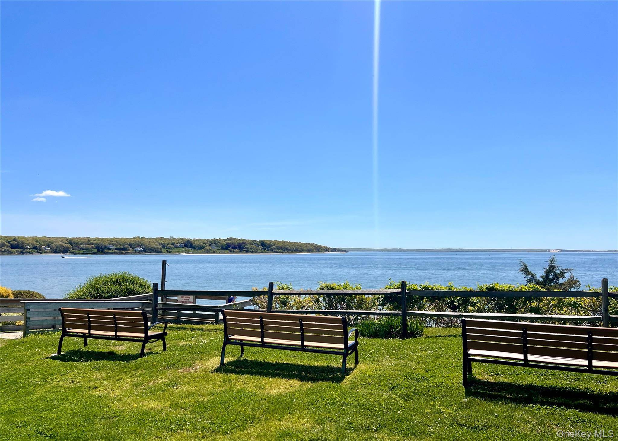 610 Eastwood DR, Cutchogue, NY 11935