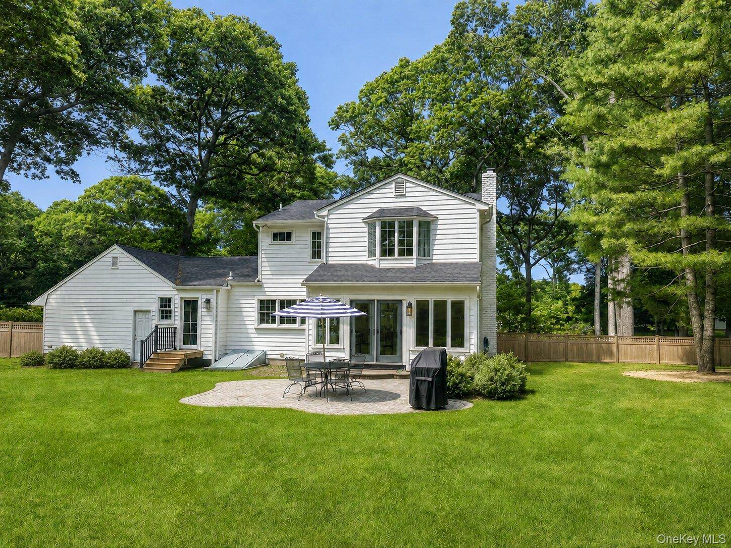 610 Eastwood DR, Cutchogue, NY 11935