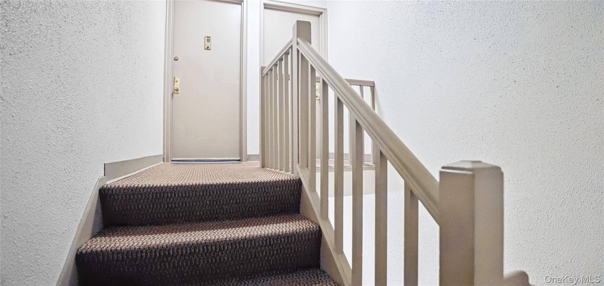 90 Avon CIR #D, Port Chester, NY 10573