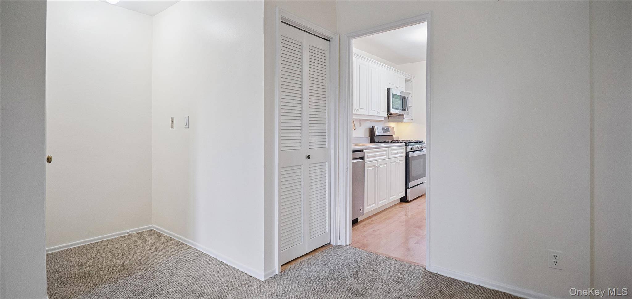 90 Avon CIR #D, Port Chester, NY 10573