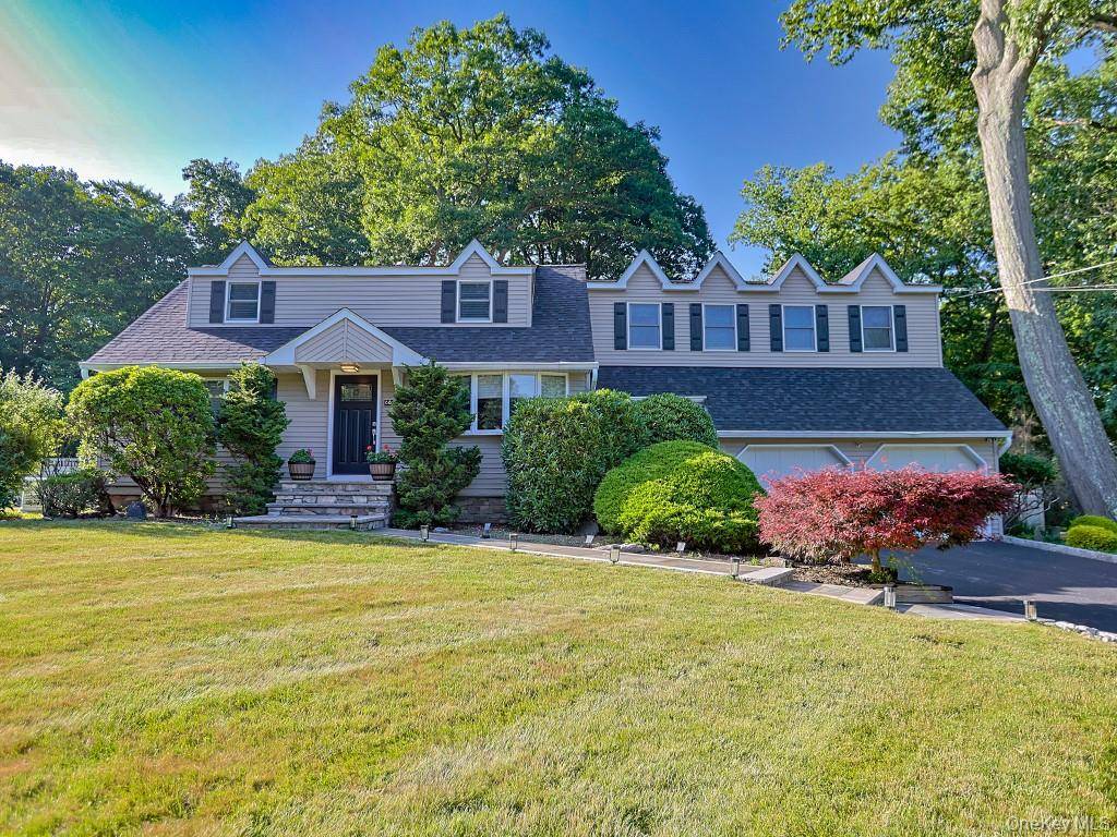 68 Van Buren ST, Pearl River, NY 10965