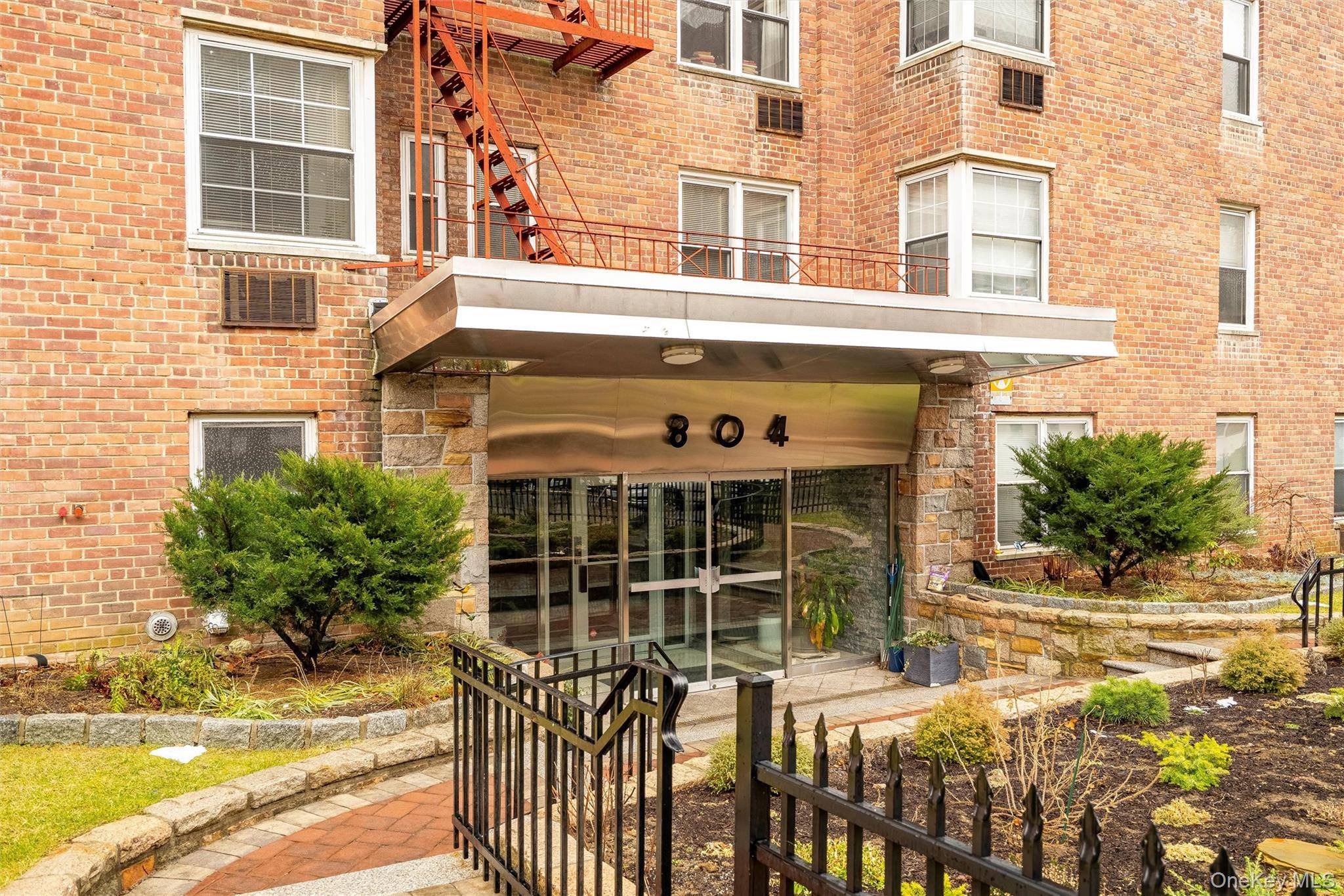 804 Bronx River RD #5A, Bronxville, NY 10708