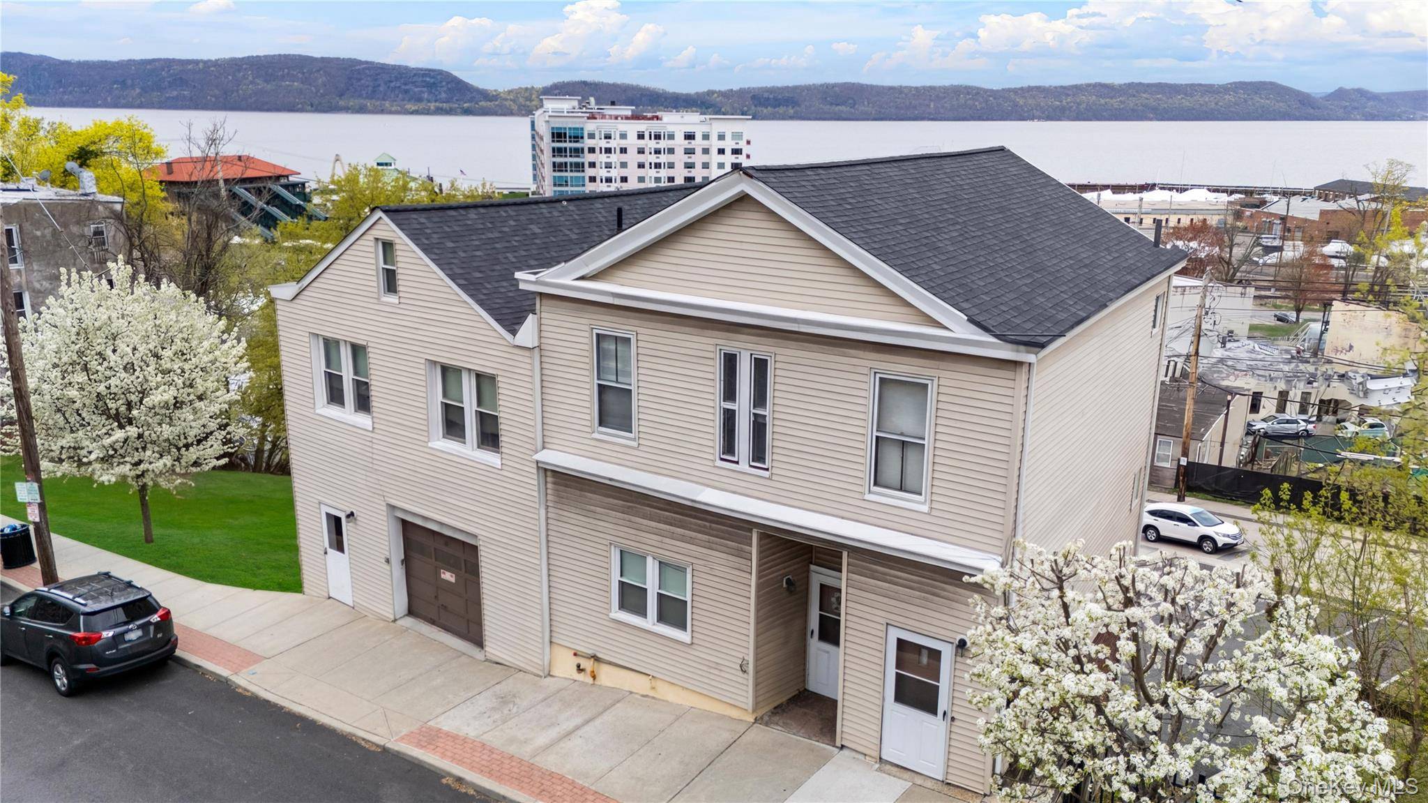 39 Secor RD, Ossining, NY 10562