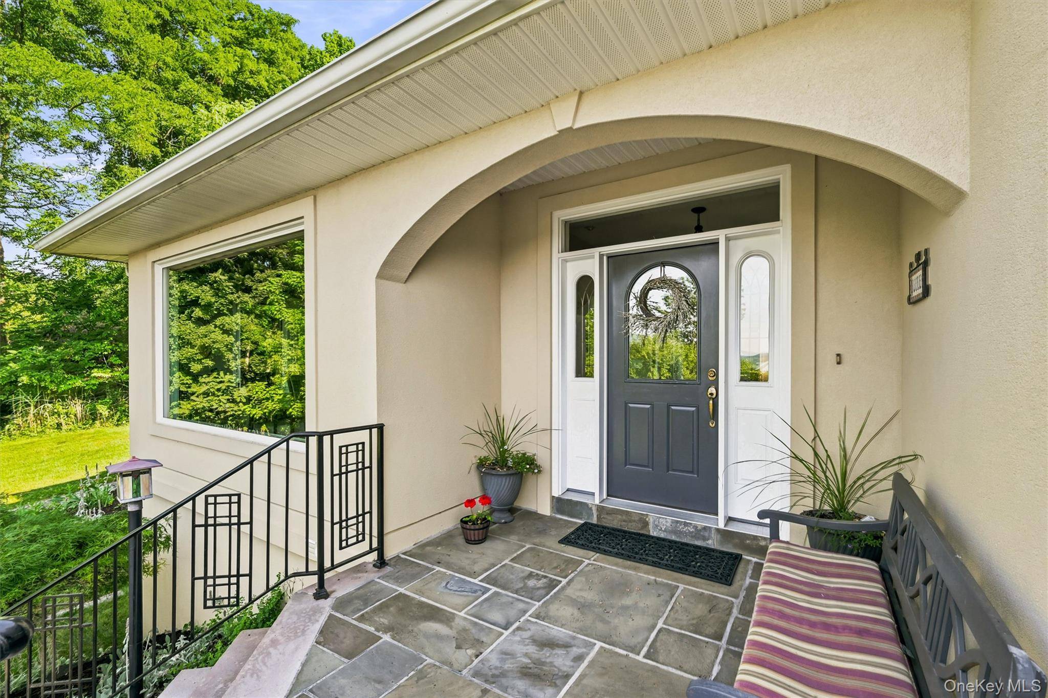 2 Half Moon RDG, Cornwall On Hudson, NY 12520