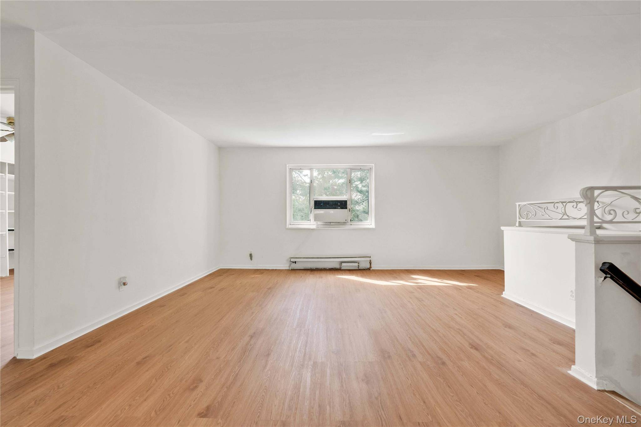 224-01 Hillside AVE #Upper, Queens Village, NY 11427