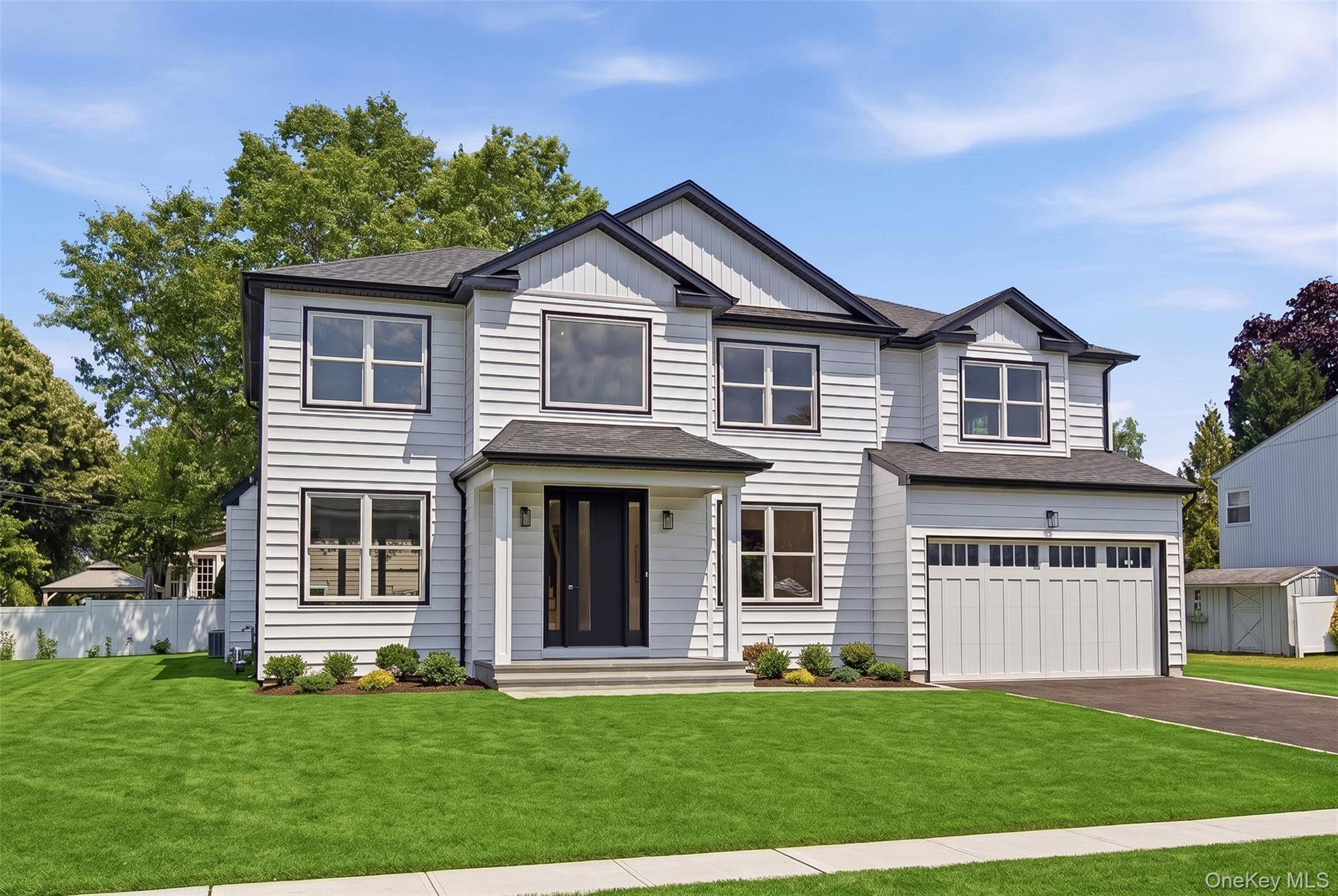 16 Otsego PL, Jericho, NY 11753
