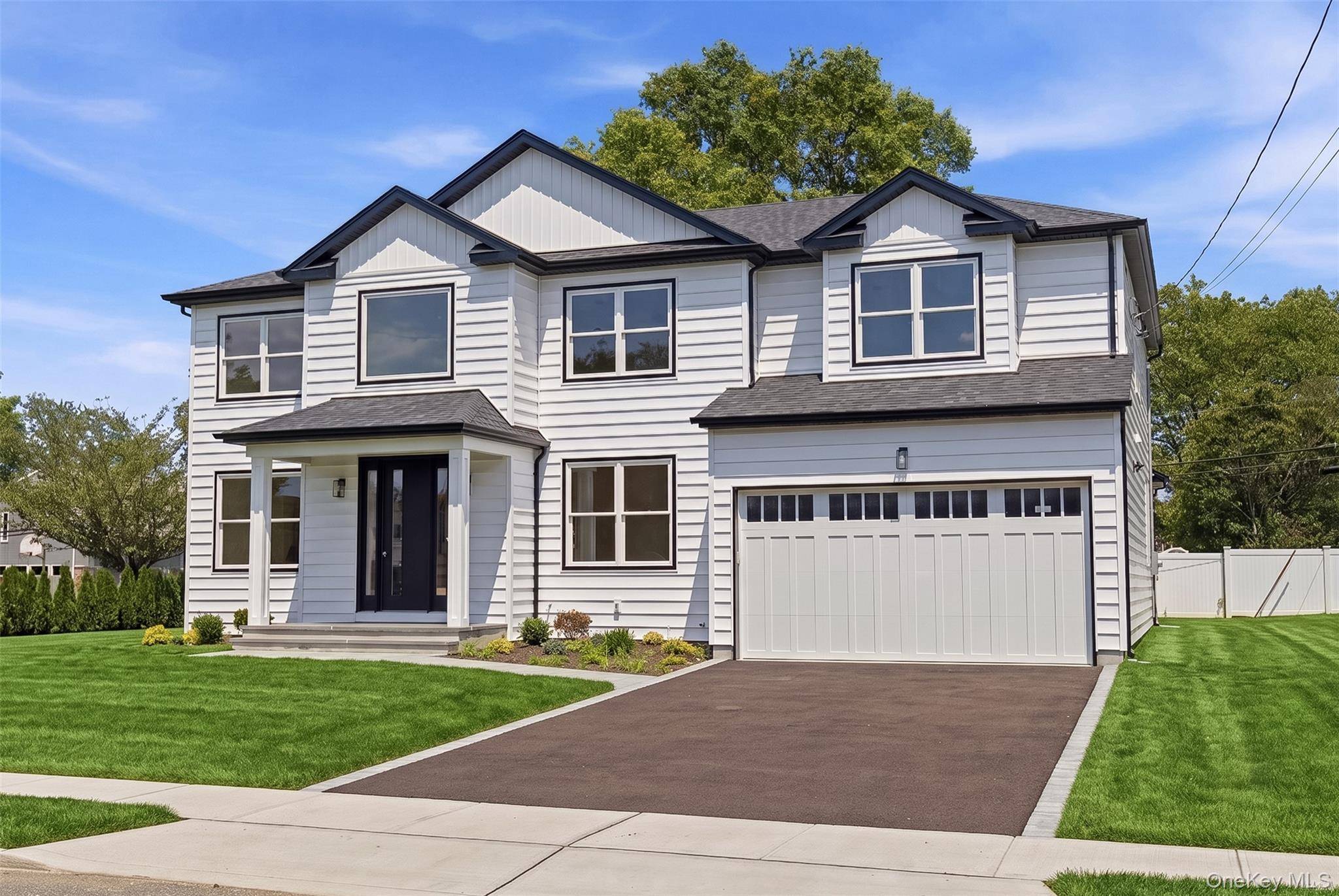 16 Otsego PL, Jericho, NY 11753