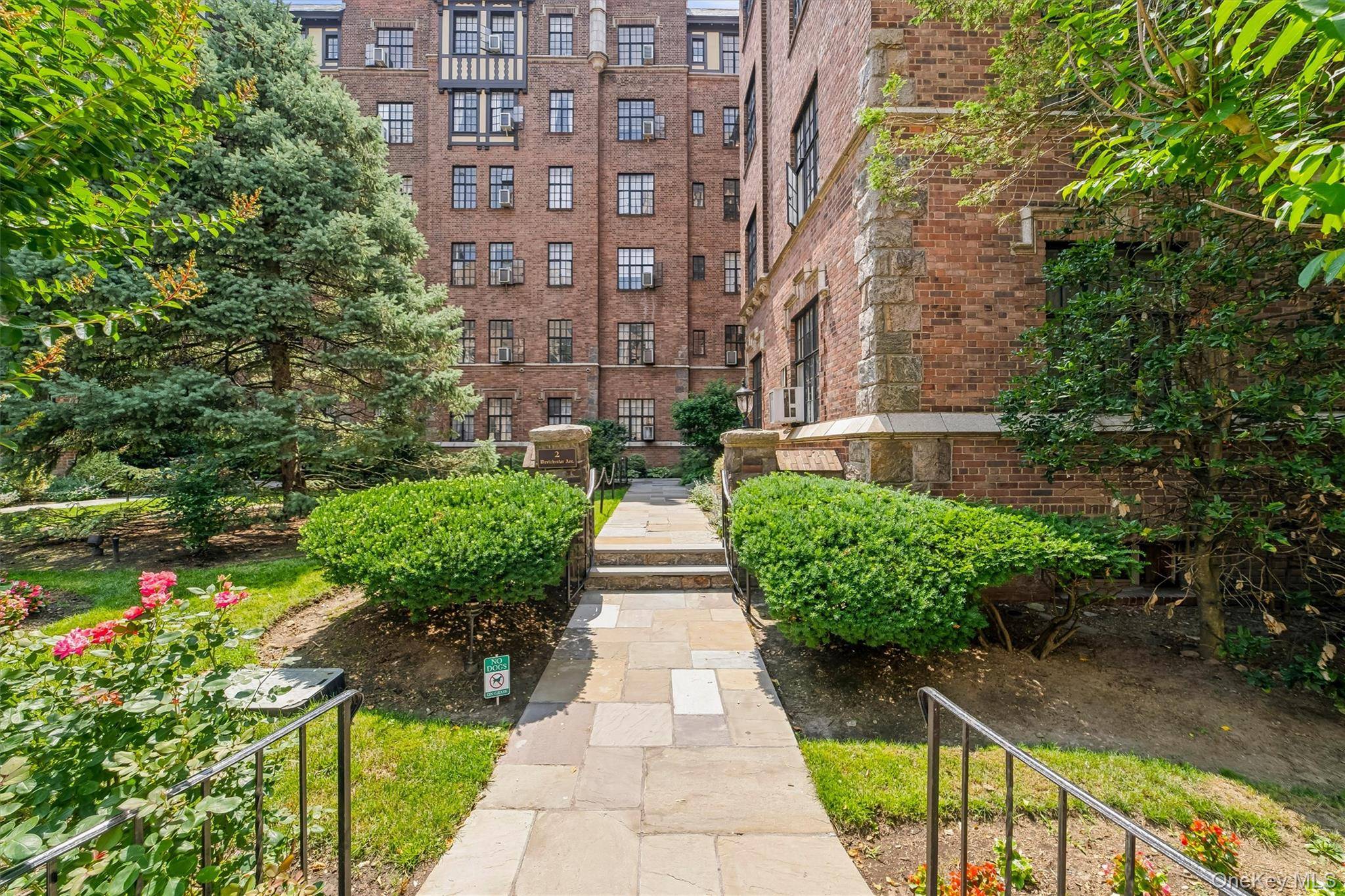 2 Westchester AVE #4N, White Plains, NY 10601
