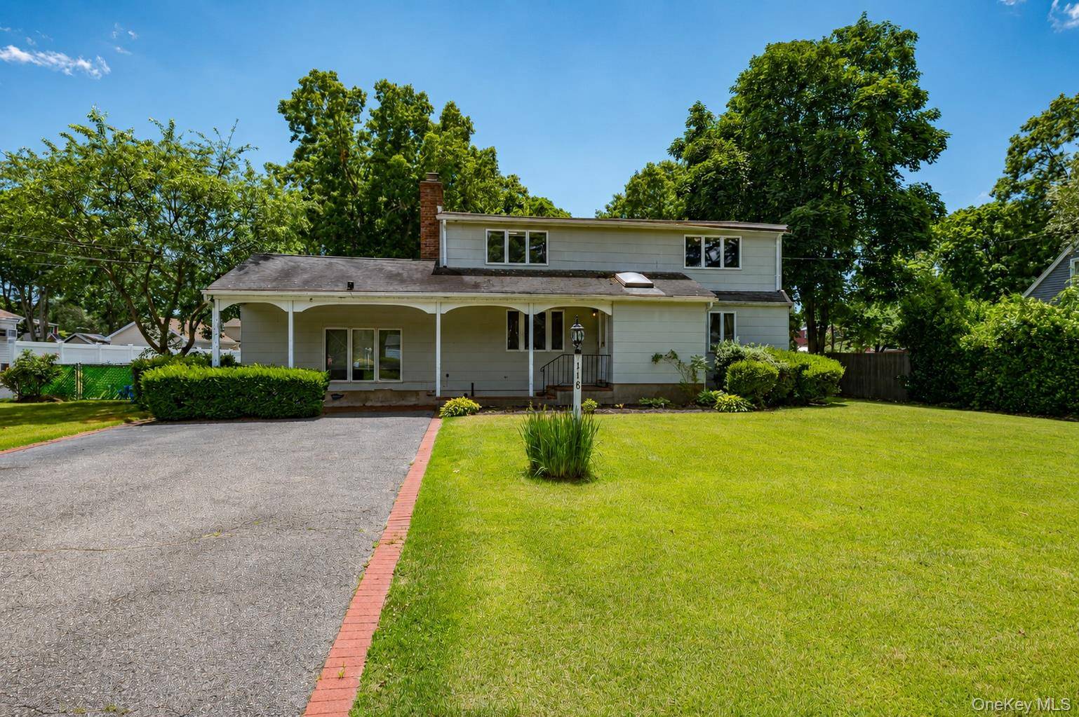 118 Tamarack ST, Islip, NY 11751