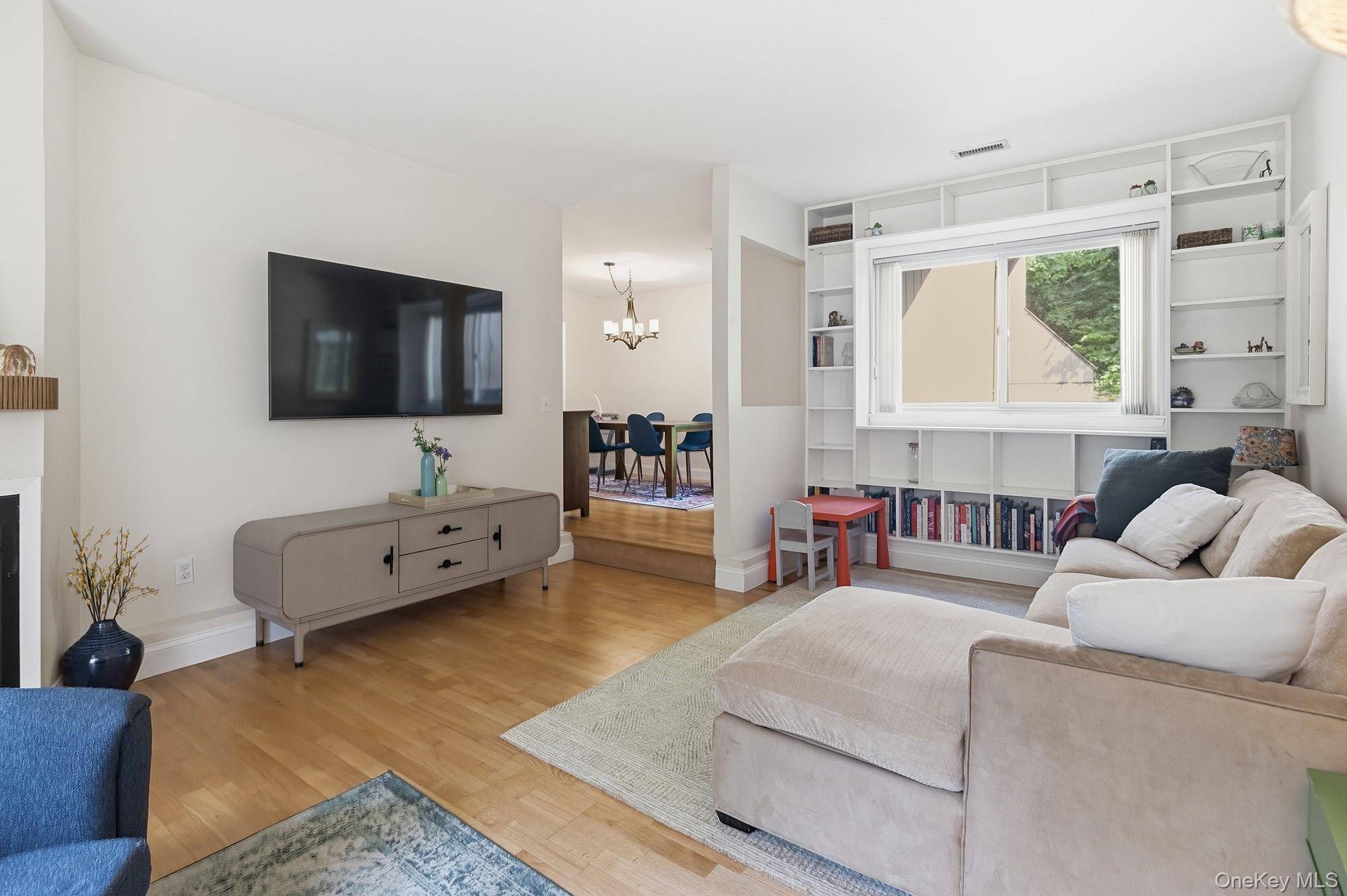 309 N Greeley AVE #5C, Chappaqua, NY 10514
