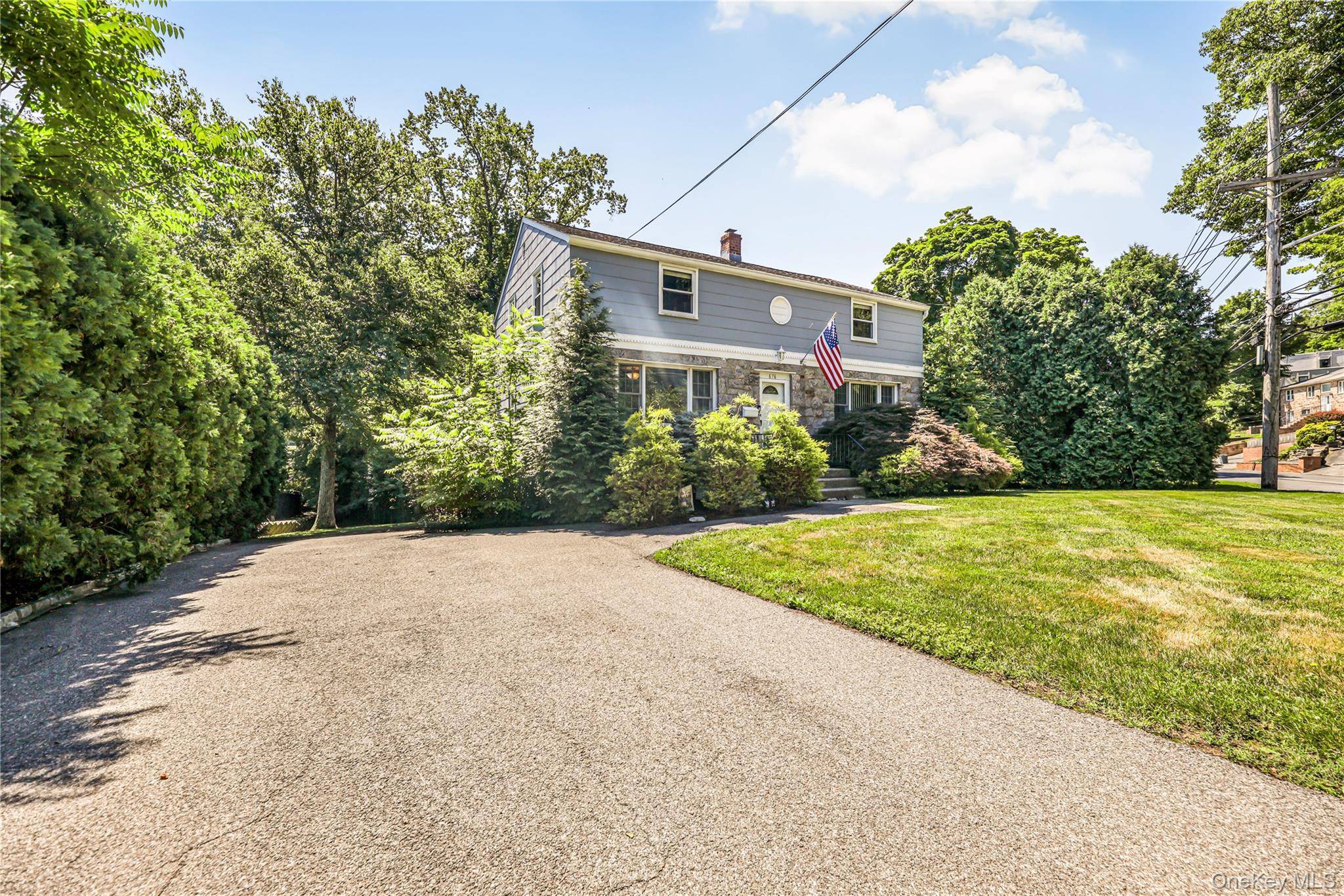 676 Scarsdale RD, Tuckahoe, NY 10707