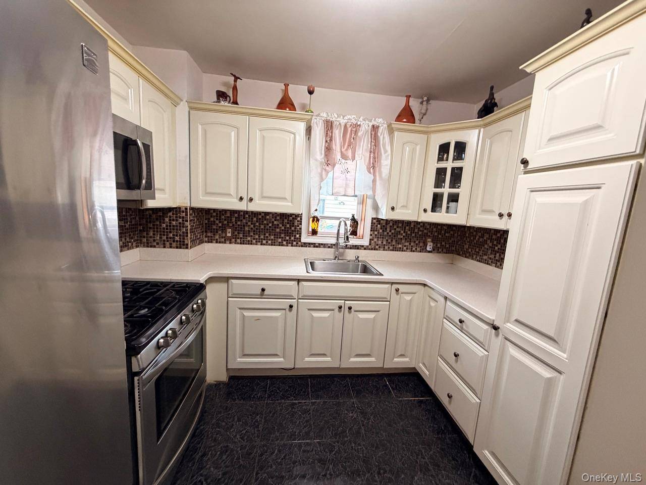 13744 218th ST, Laurelton, NY 11413