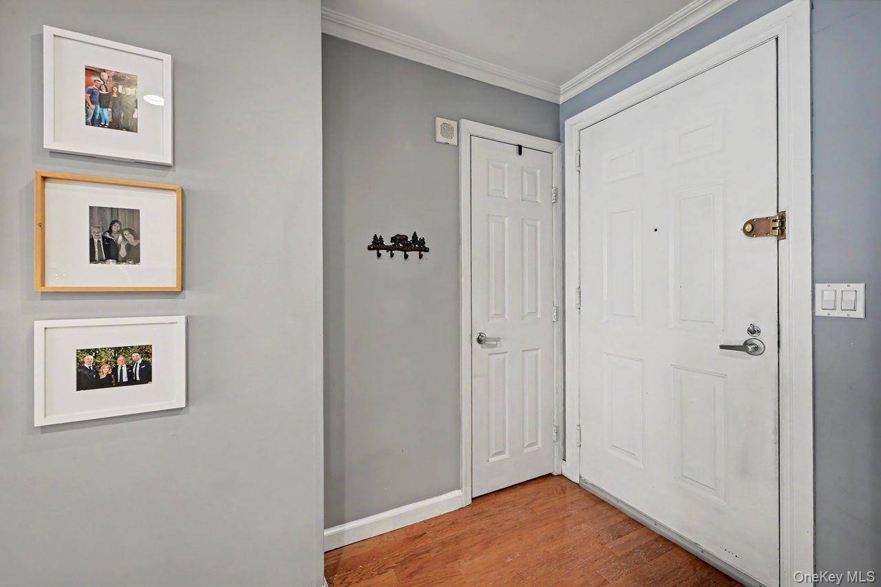 300 Mamaroneck AVE #419, White Plains, NY 10605
