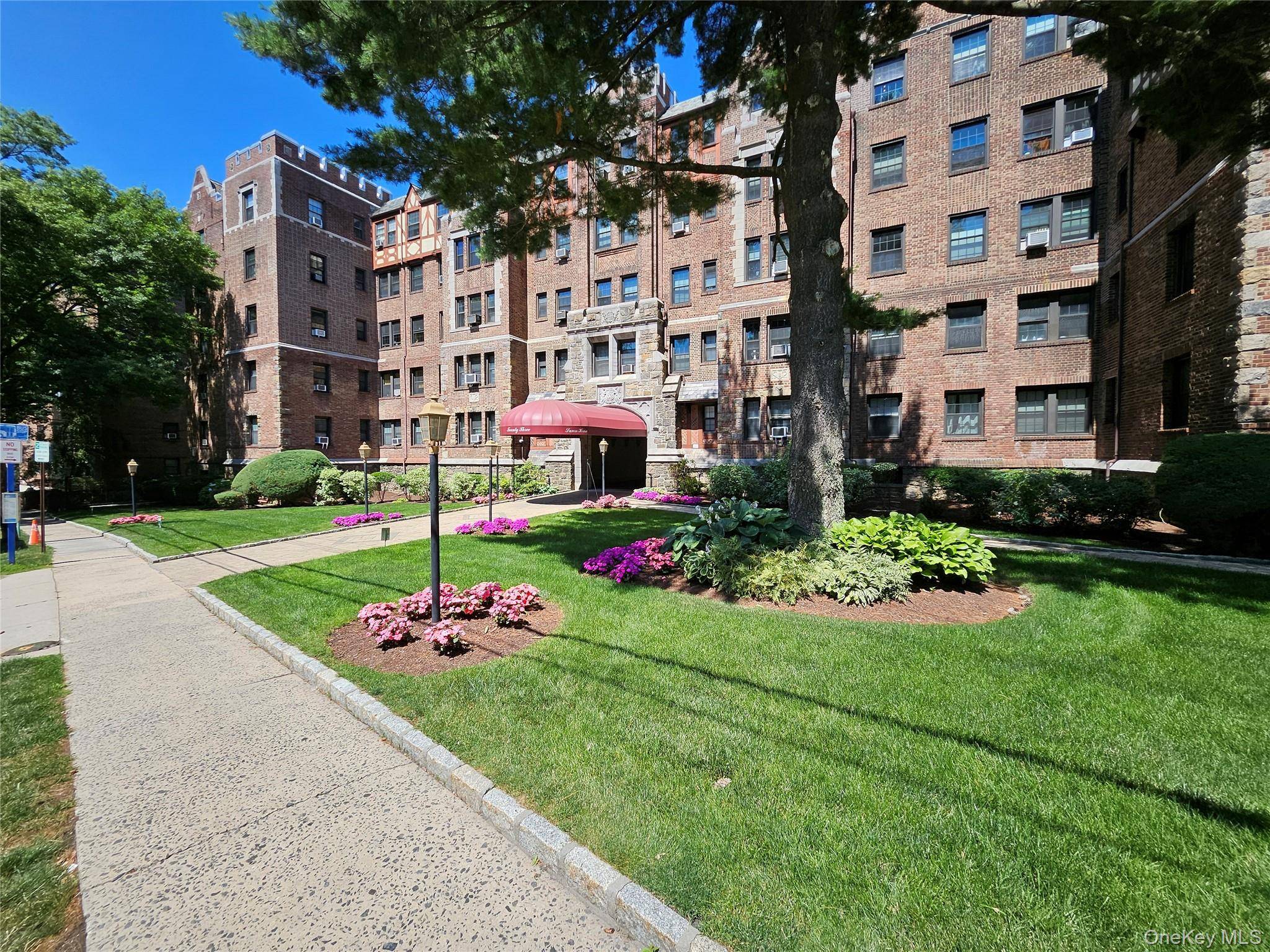 23 Old Mamaroneck RD #5K, White Plains, NY 10605