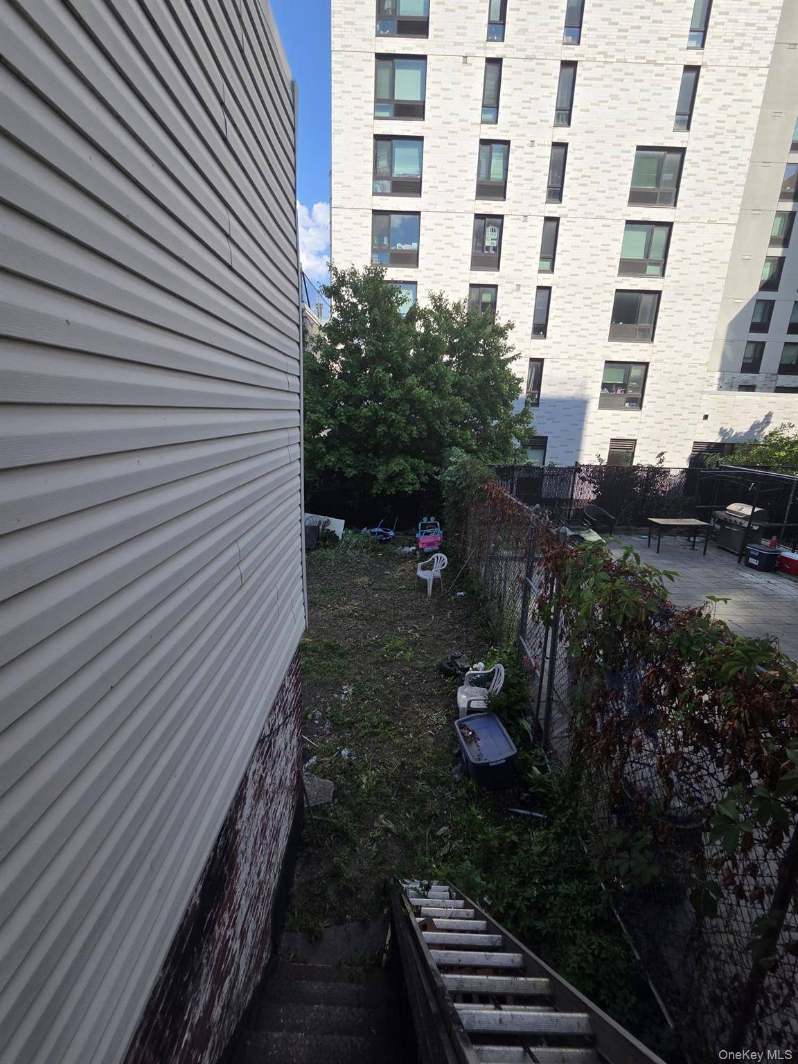 2182 Bathgate AVE, Bronx, NY 10457