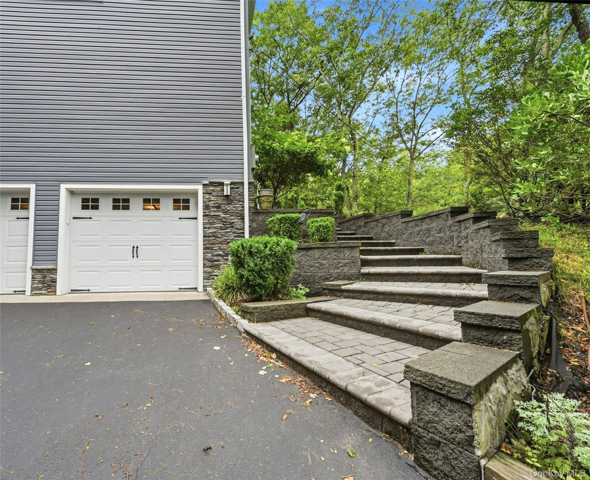 135 Oakwood RD, Port Jefferson, NY 11777