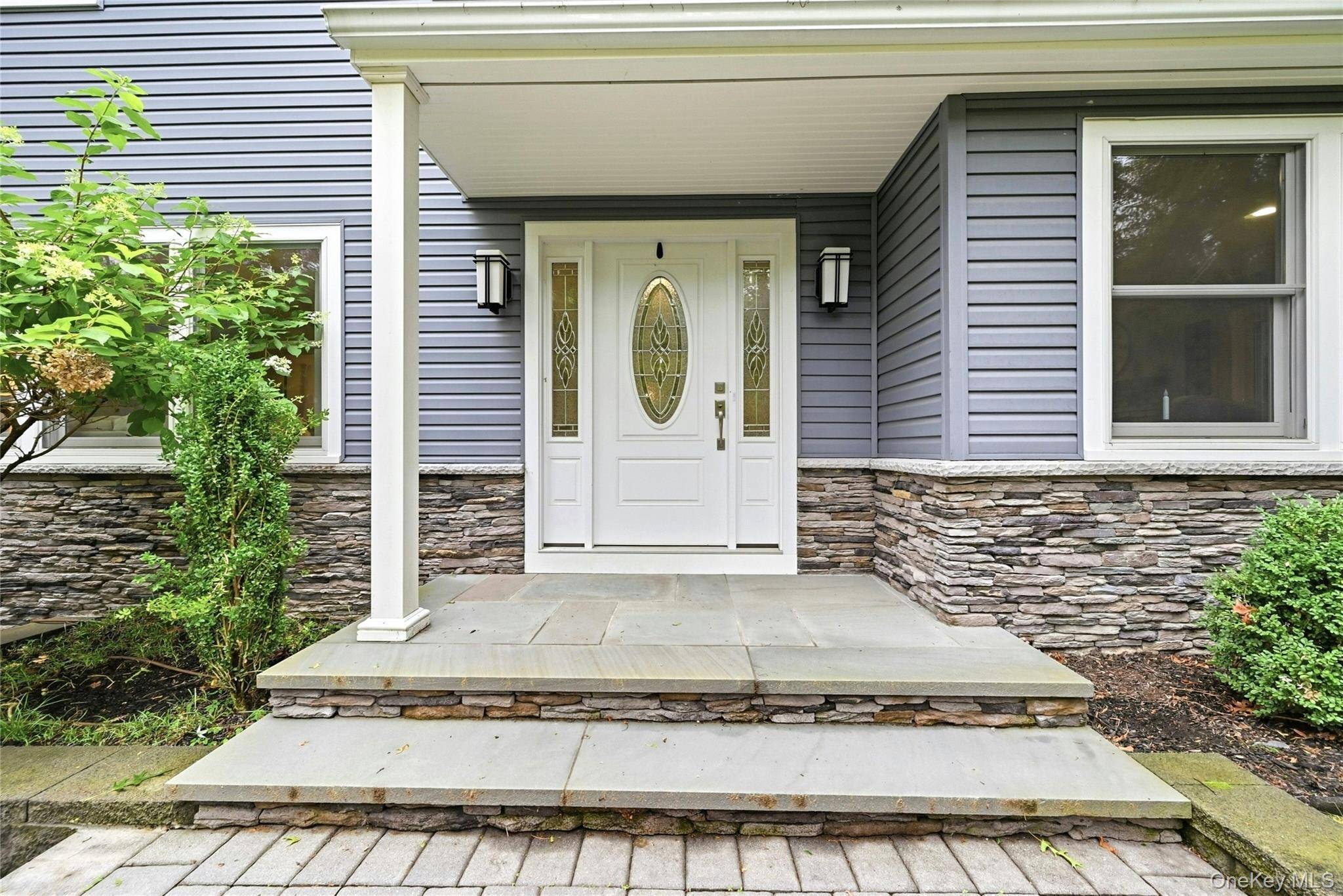 135 Oakwood RD, Port Jefferson, NY 11777