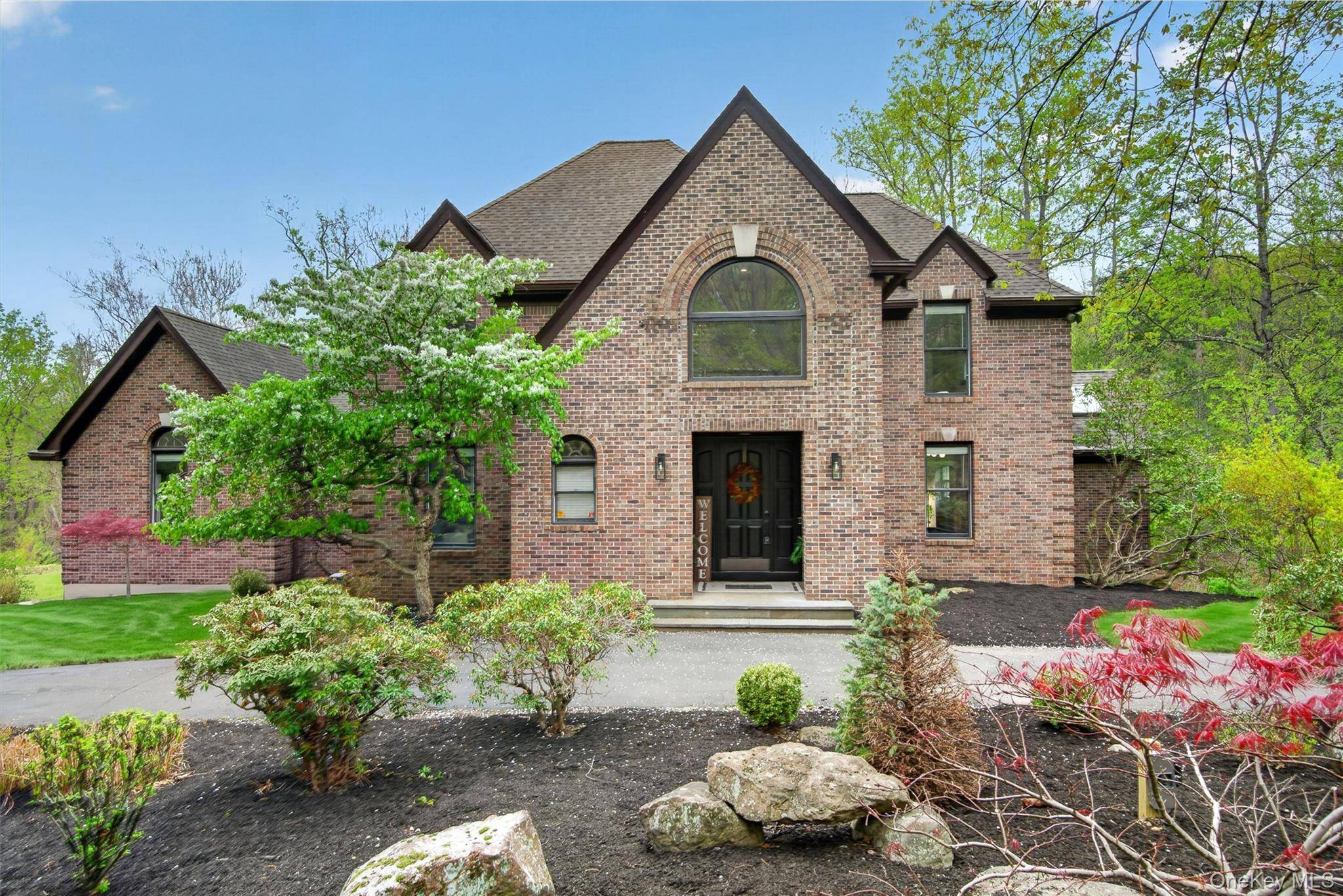 237 South Mountain RD, New City, NY 10956