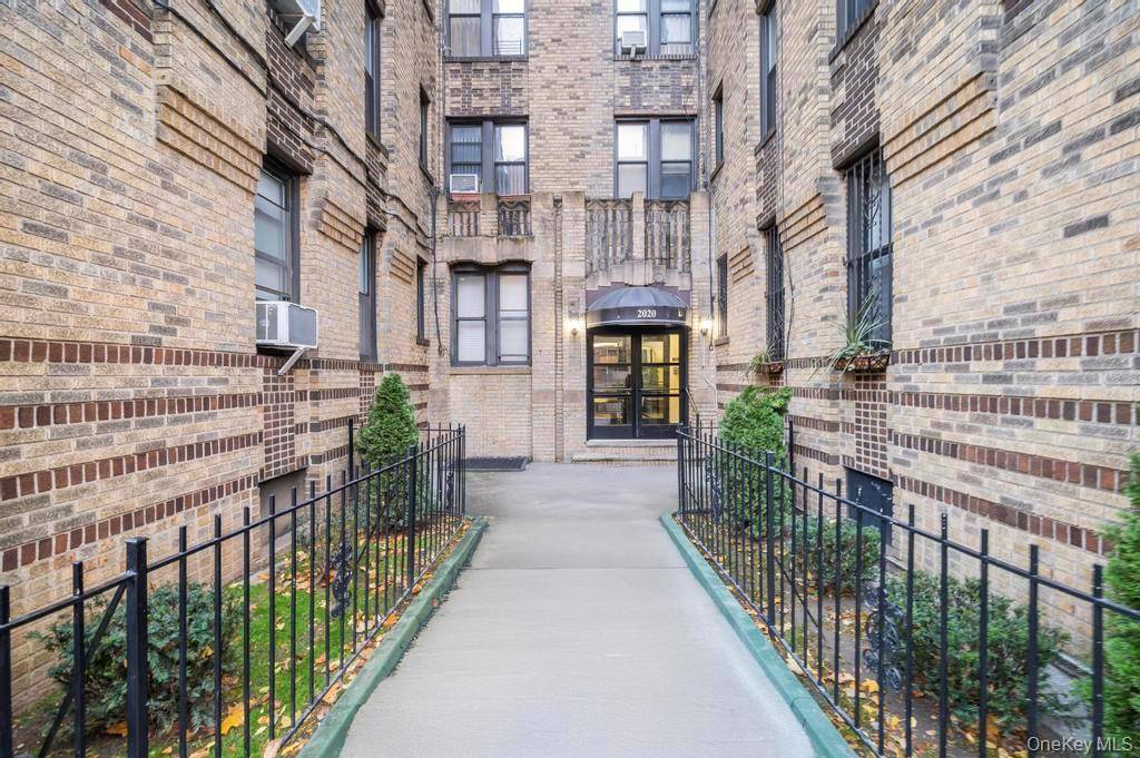 2020 E 41st ST #2B, Brooklyn, NY 11234
