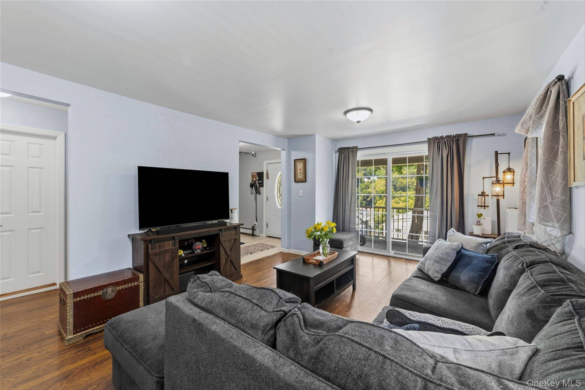 1463 Lincoln TER, Peekskill, NY 10566