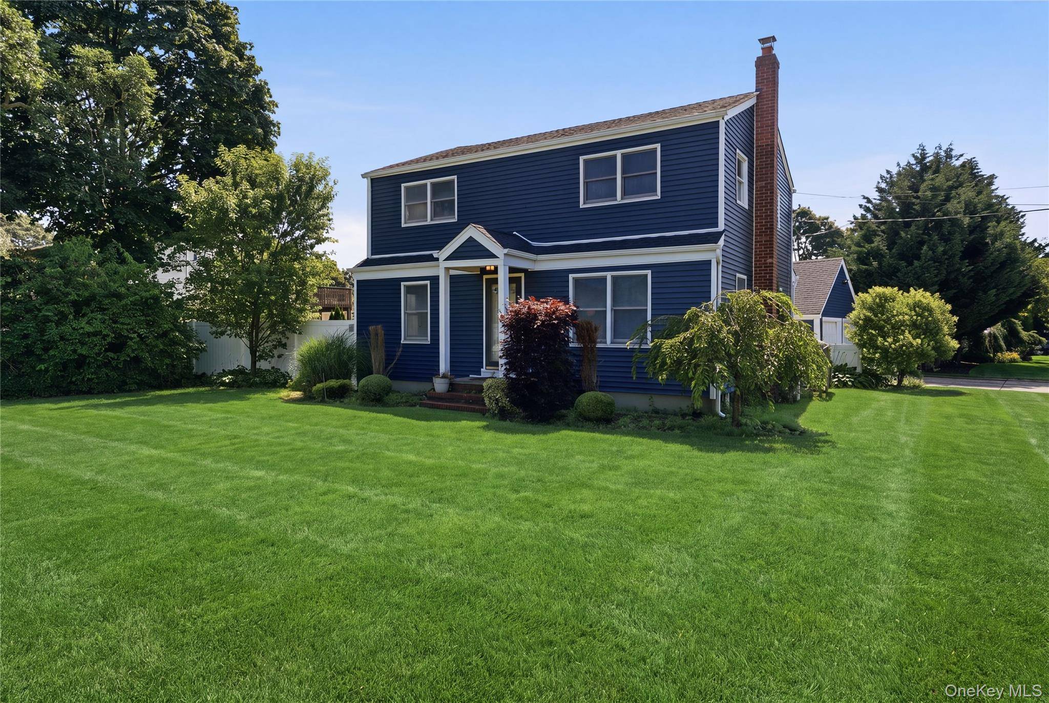 382 Johnson AVE, Bohemia, NY 11716