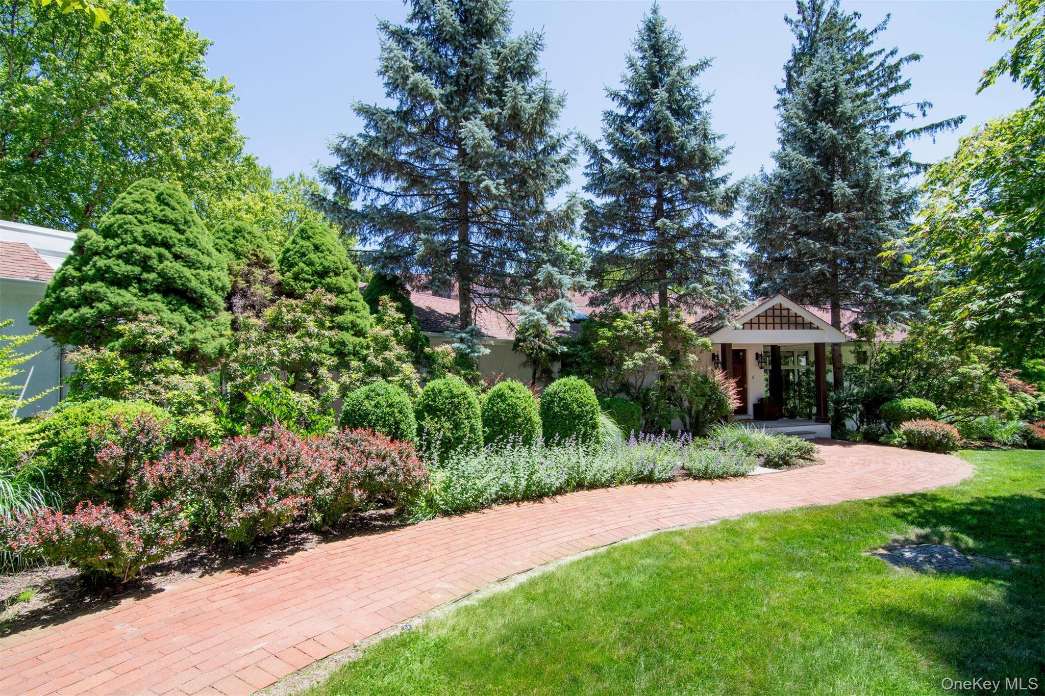 353 Mountain RD, Irvington, NY 10533