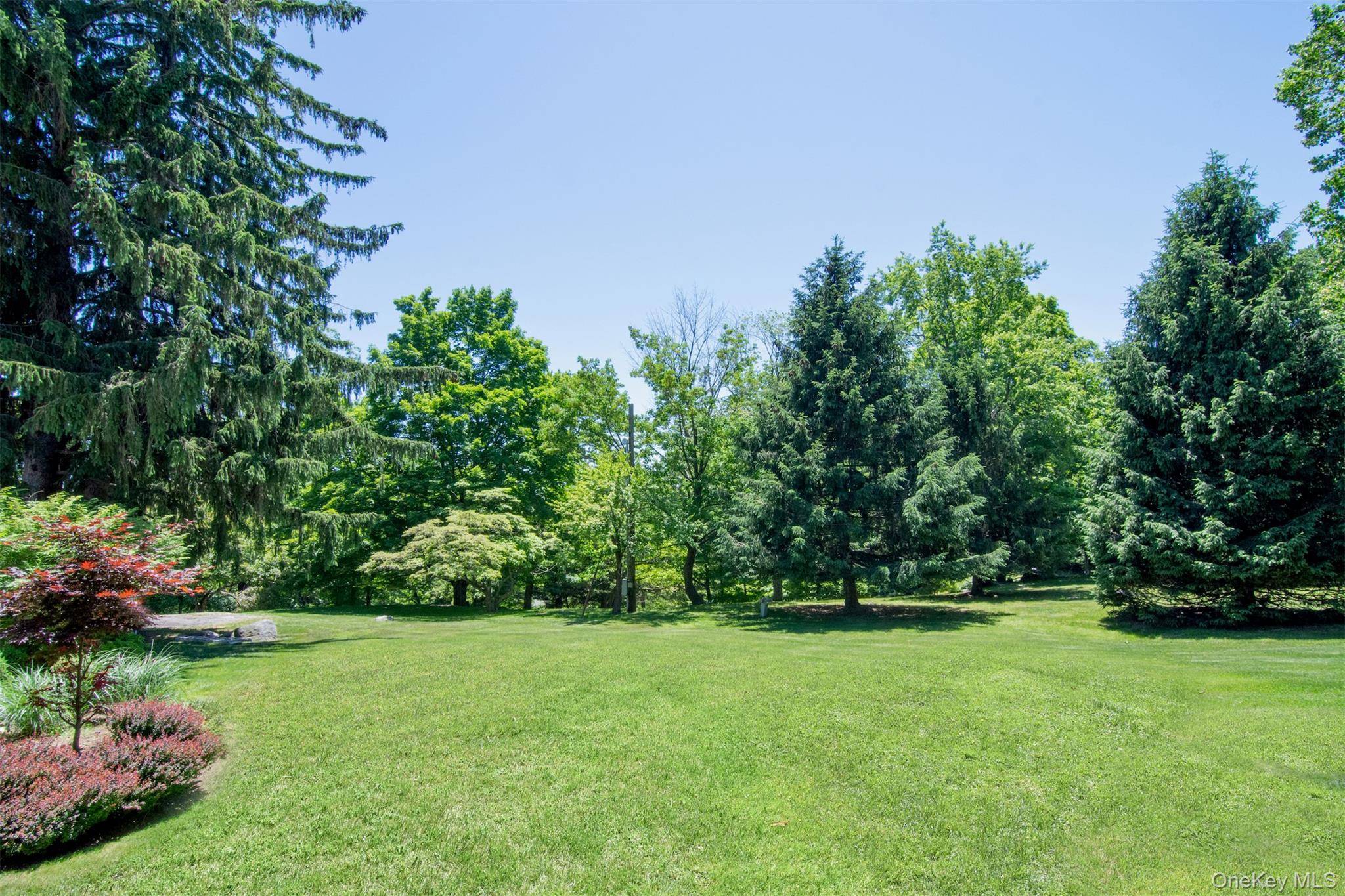 353 Mountain RD, Irvington, NY 10533