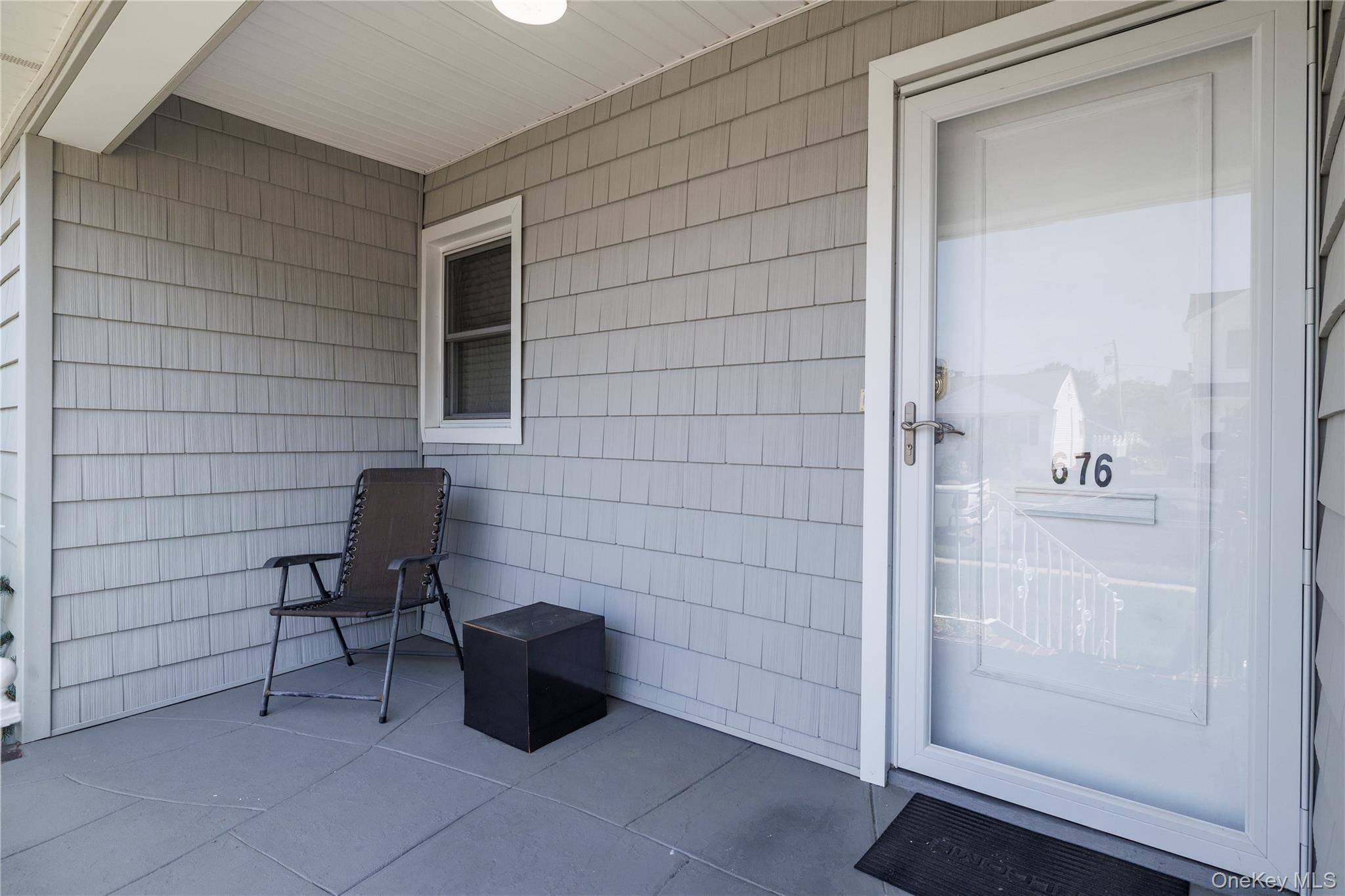 676 Dickens AVE, Franklin Square, NY 11010