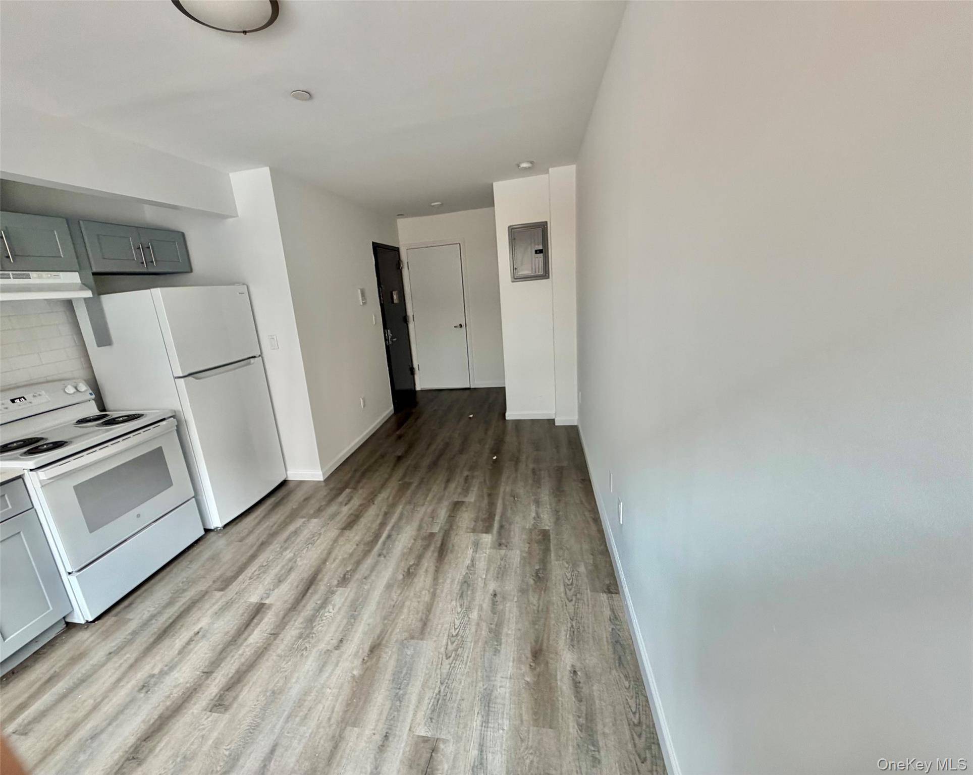 2097 Davidson AVE, Bronx, NY 10453