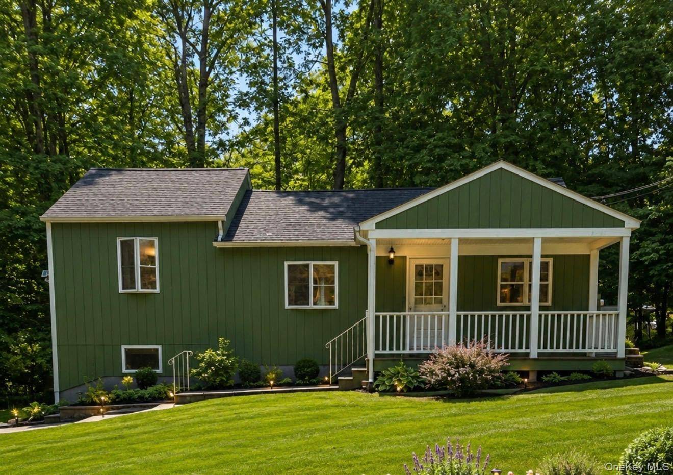 55 Glenacom RD, Mahopac, NY 10541