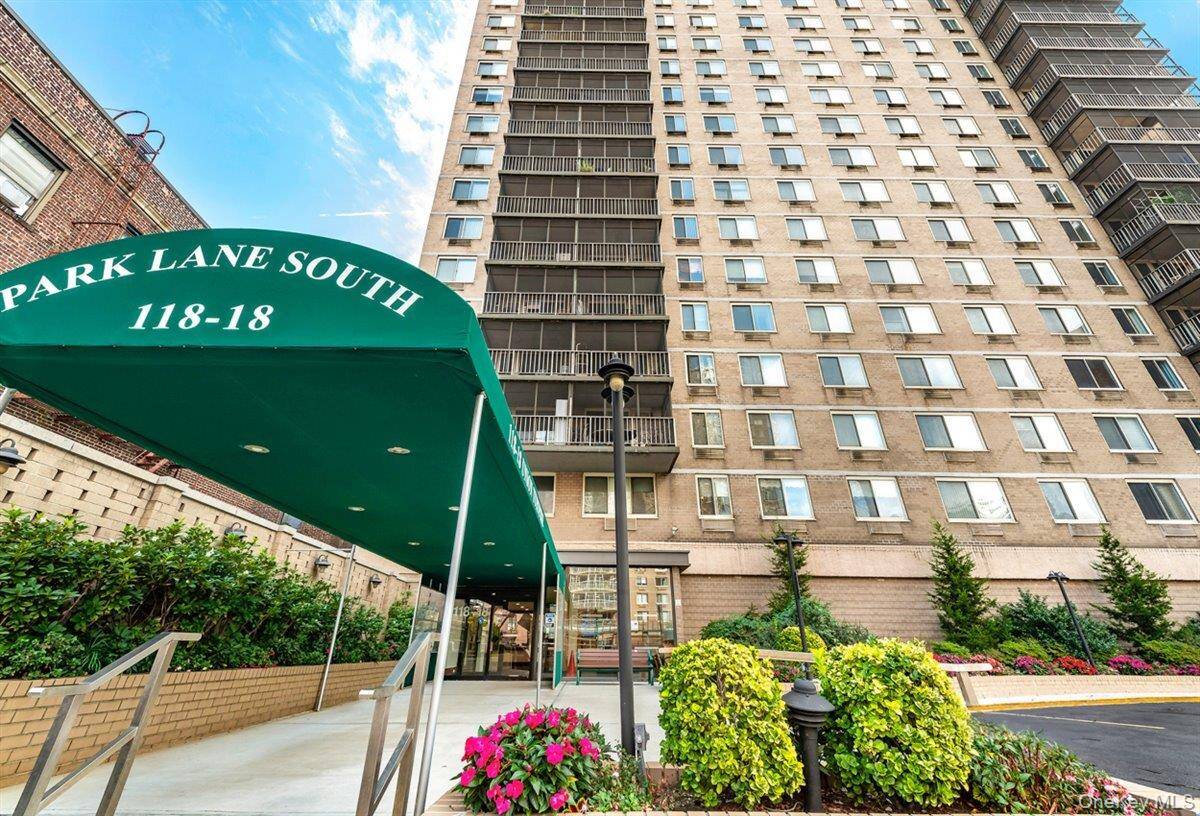 118-18 Union TPKE #21E, Kew Gardens, NY 11415