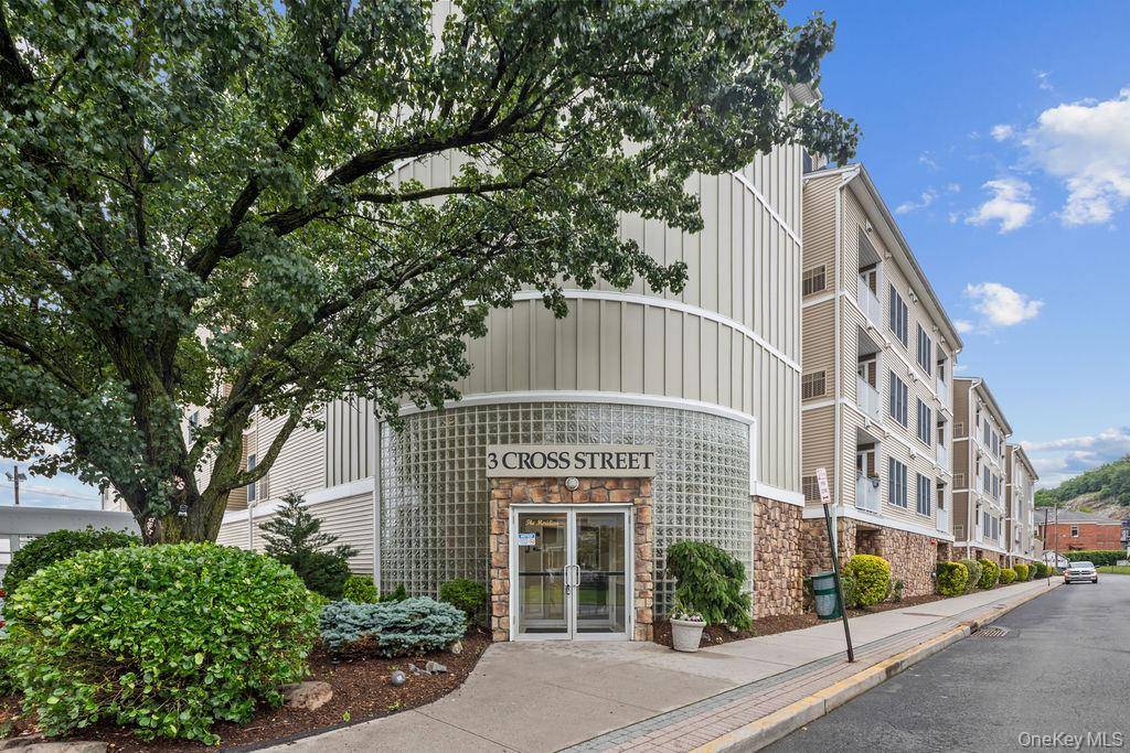 3 Cross ST #310, Suffern, NY 10901