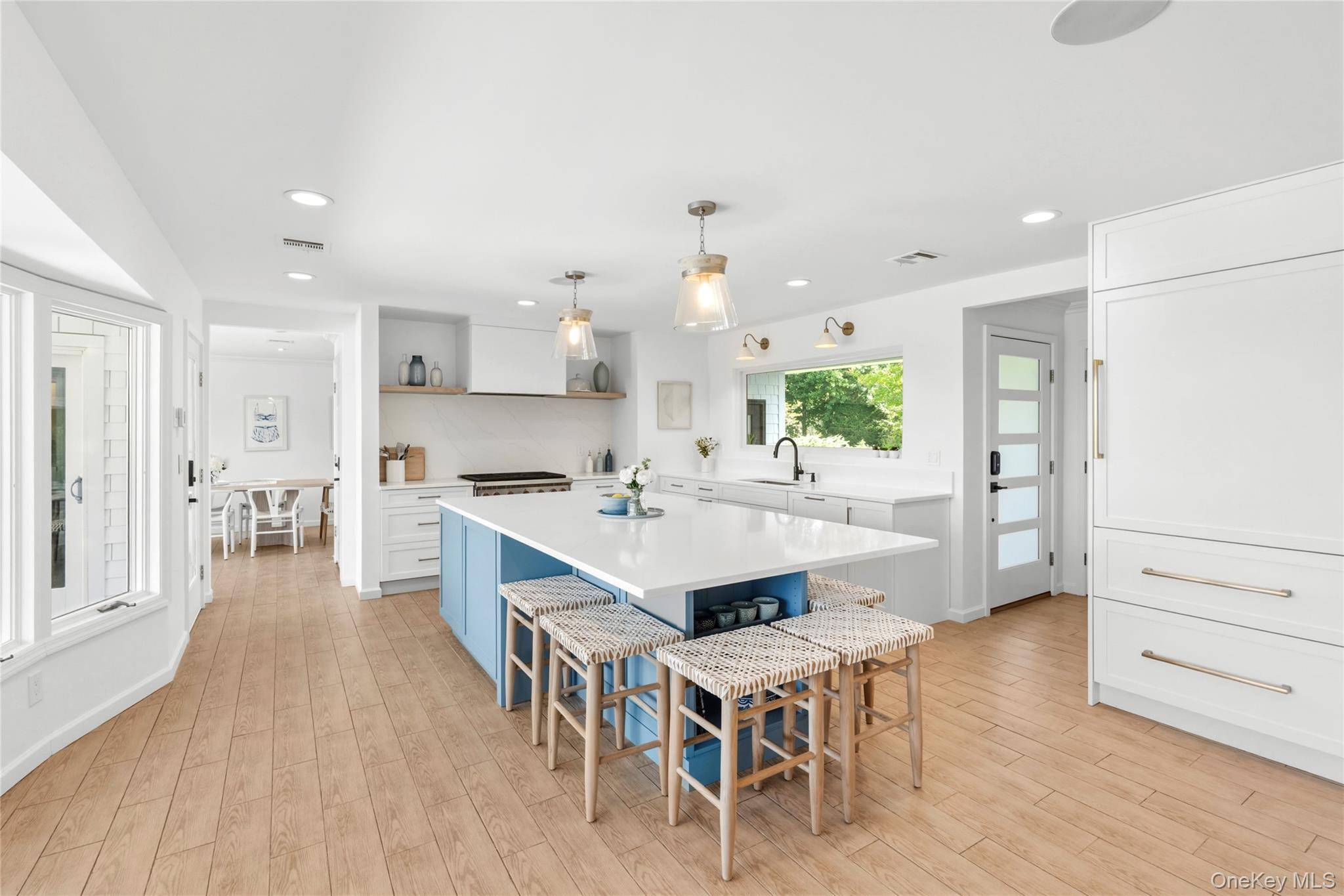 50 Sunset AVE, East Quogue, NY 11942