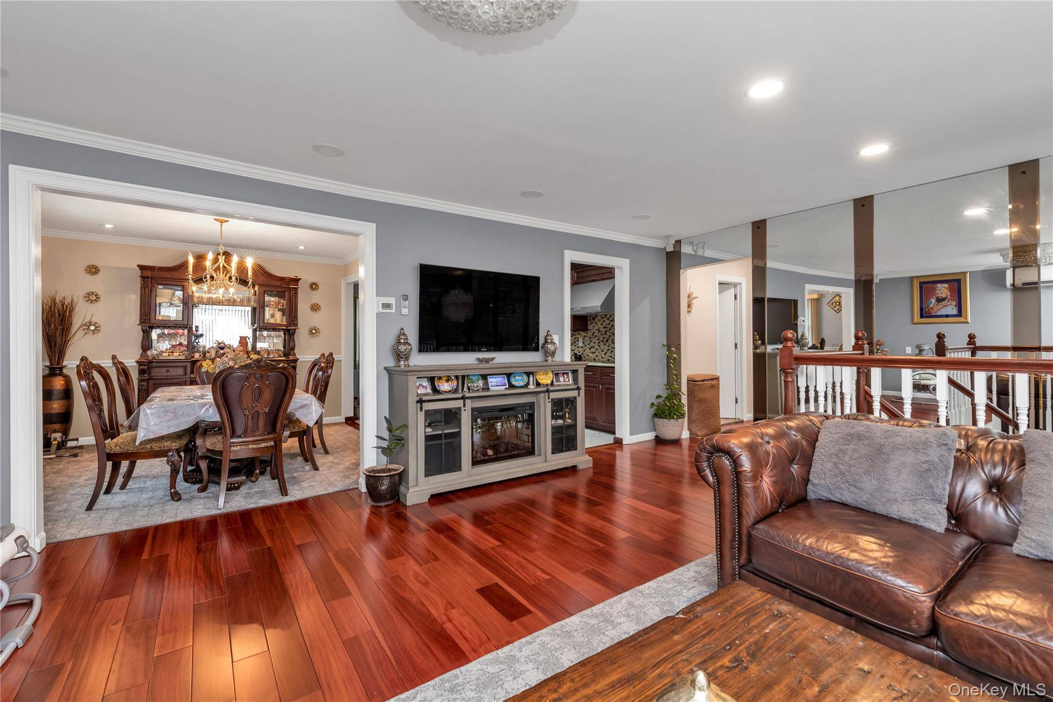 928 N Fletcher AVE, Valley Stream, NY 11580