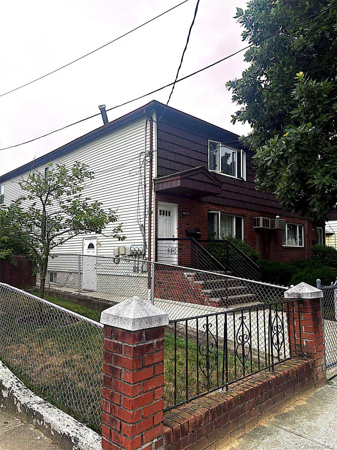 142-11 254th ST, Rosedale, NY 11422
