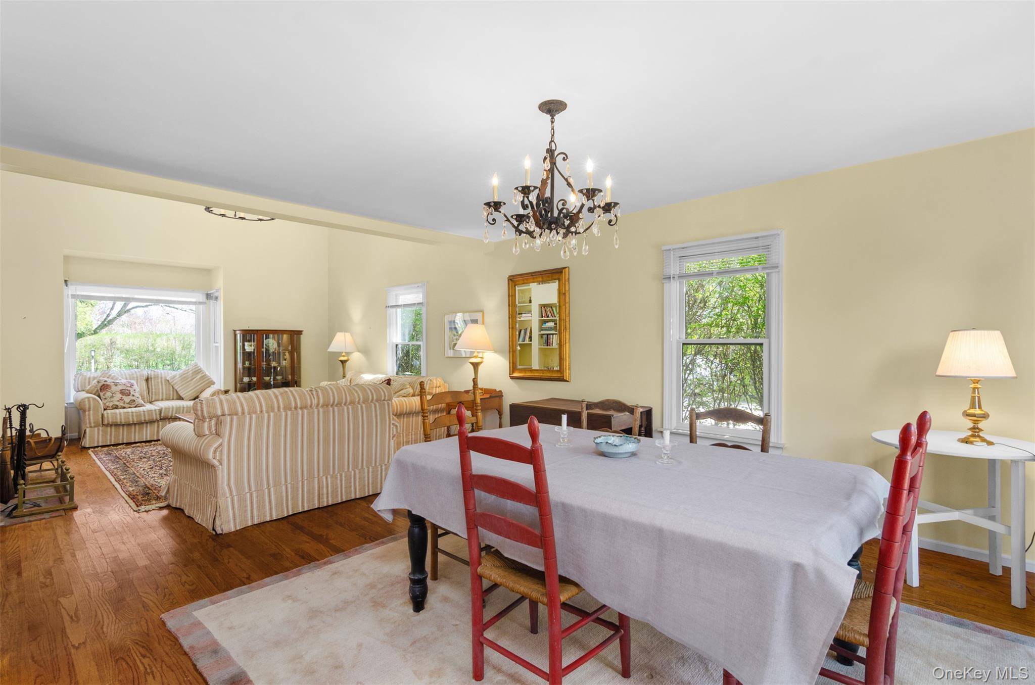 570 Hampton RD #31, Southampton, NY 11968