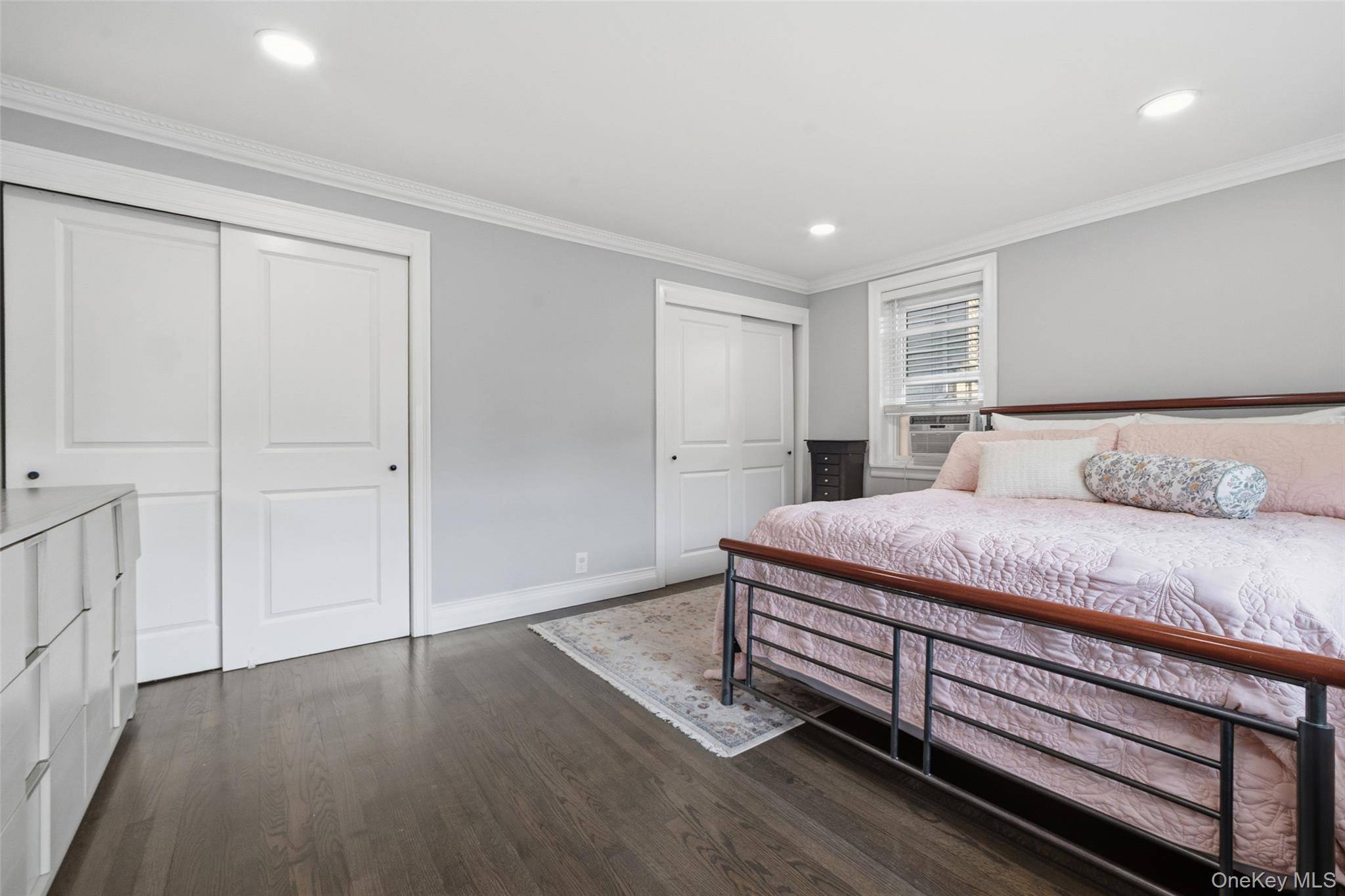 1090 Midland AVE, Bronxville, NY 10708