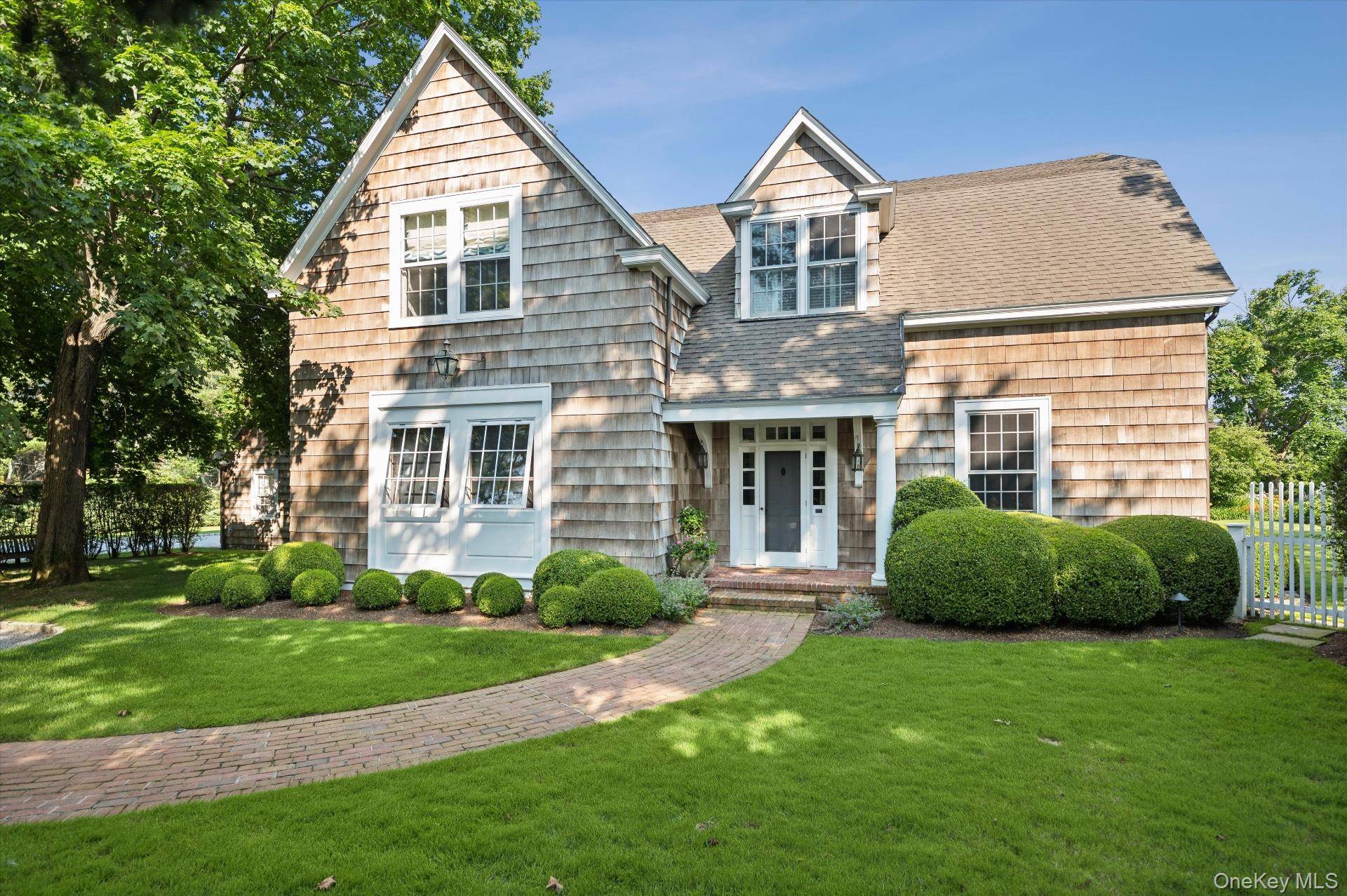 5 Shinnecock RD, Quogue, NY 11959