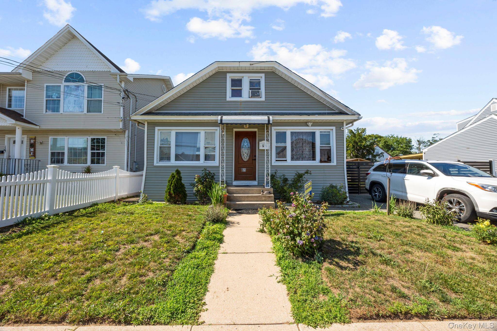 81 Allers BLVD, Roosevelt, NY 11575