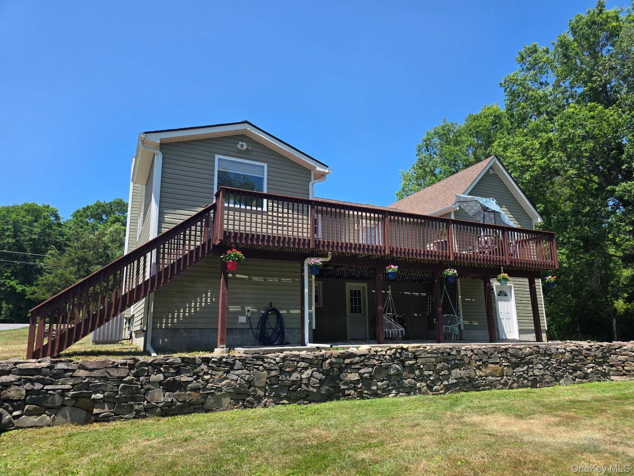 326 Bullville RD, Montgomery, NY 12549