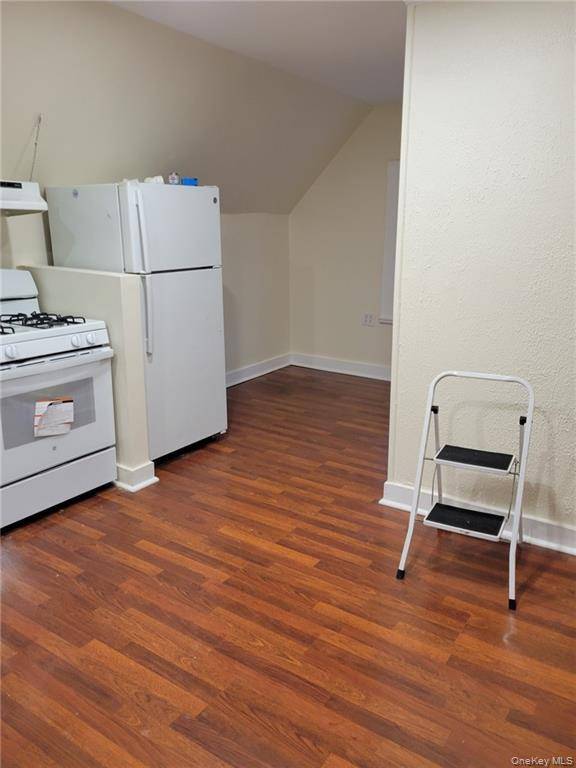 412 Warburton AVE #3, Yonkers, NY 10701