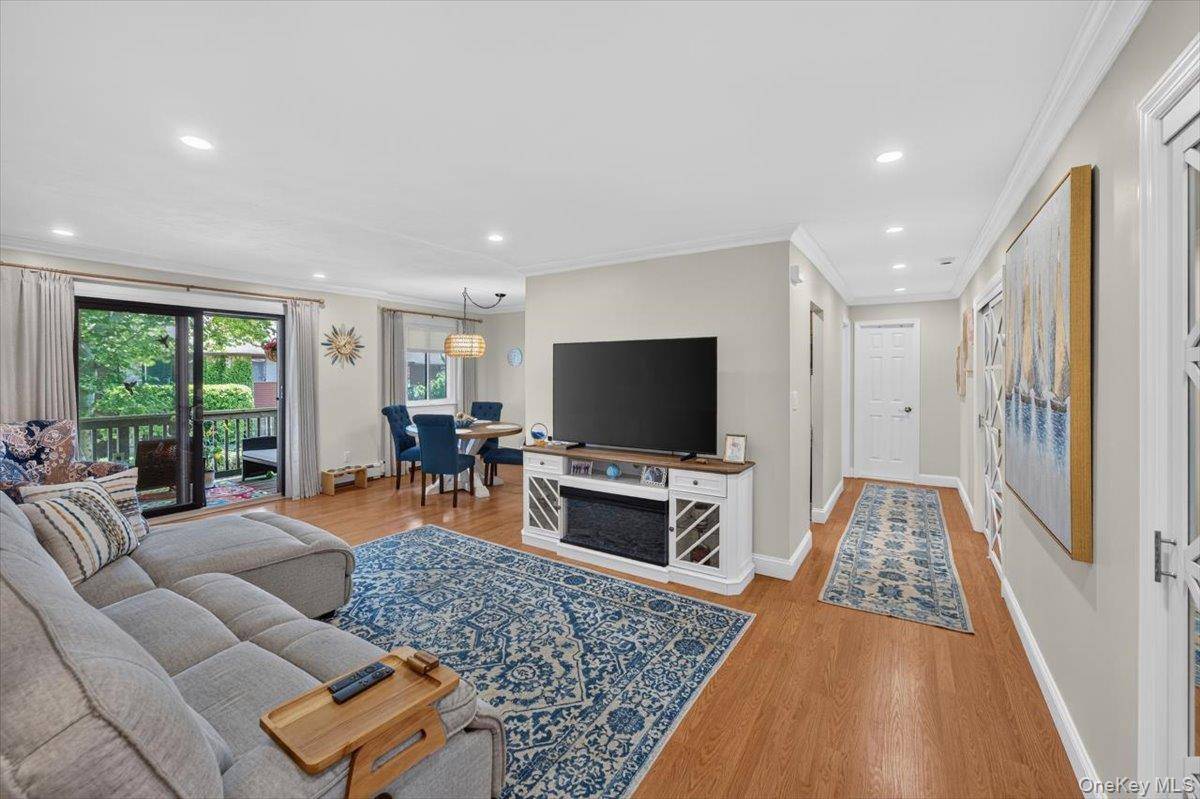 263 River AVE #52, Patchogue, NY 11772