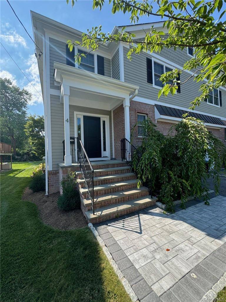 4 Rose AVE, Harrison, NY 10528